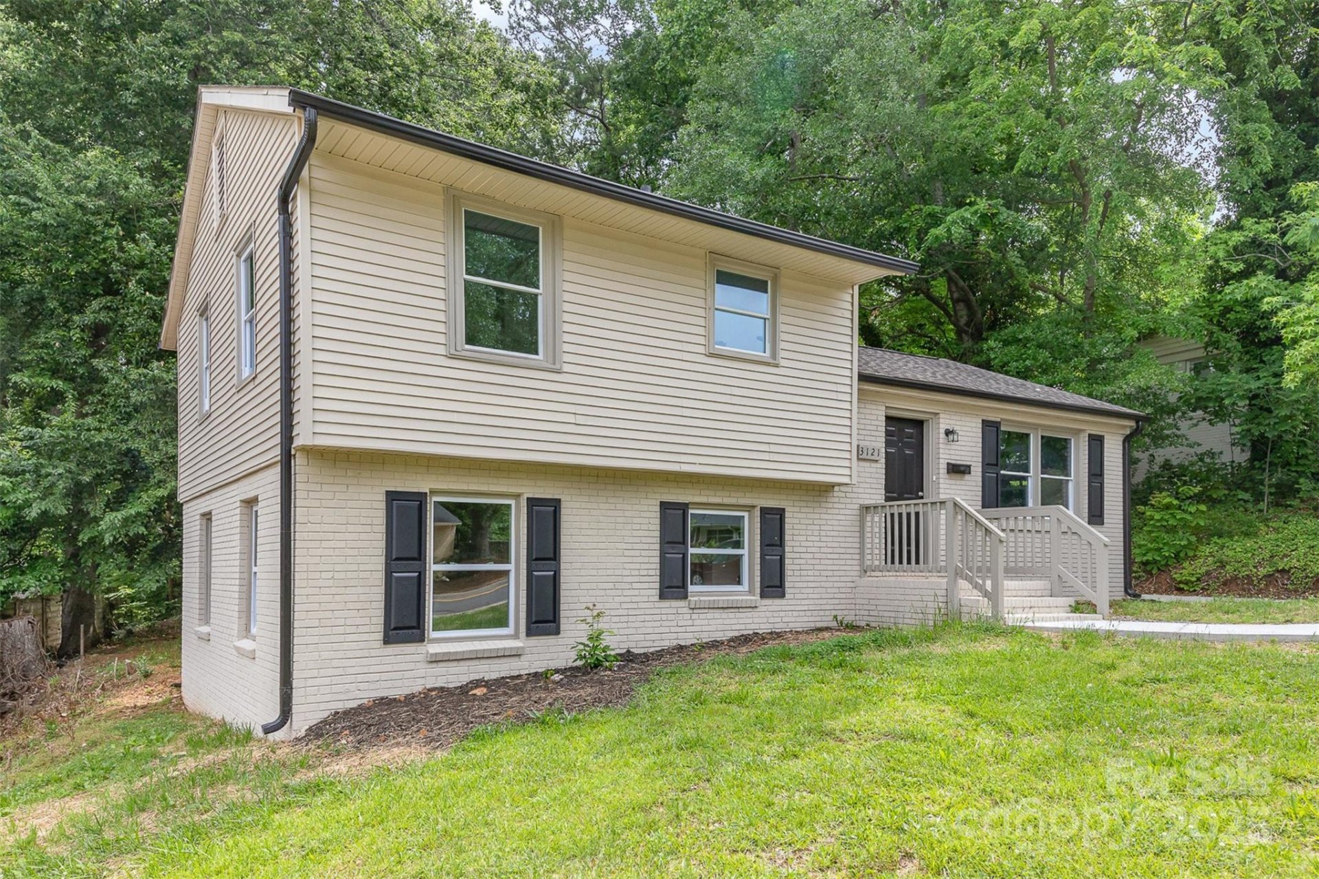 Property image 2 at 3121 Revolution Park Drive, Charlotte, NC 28217