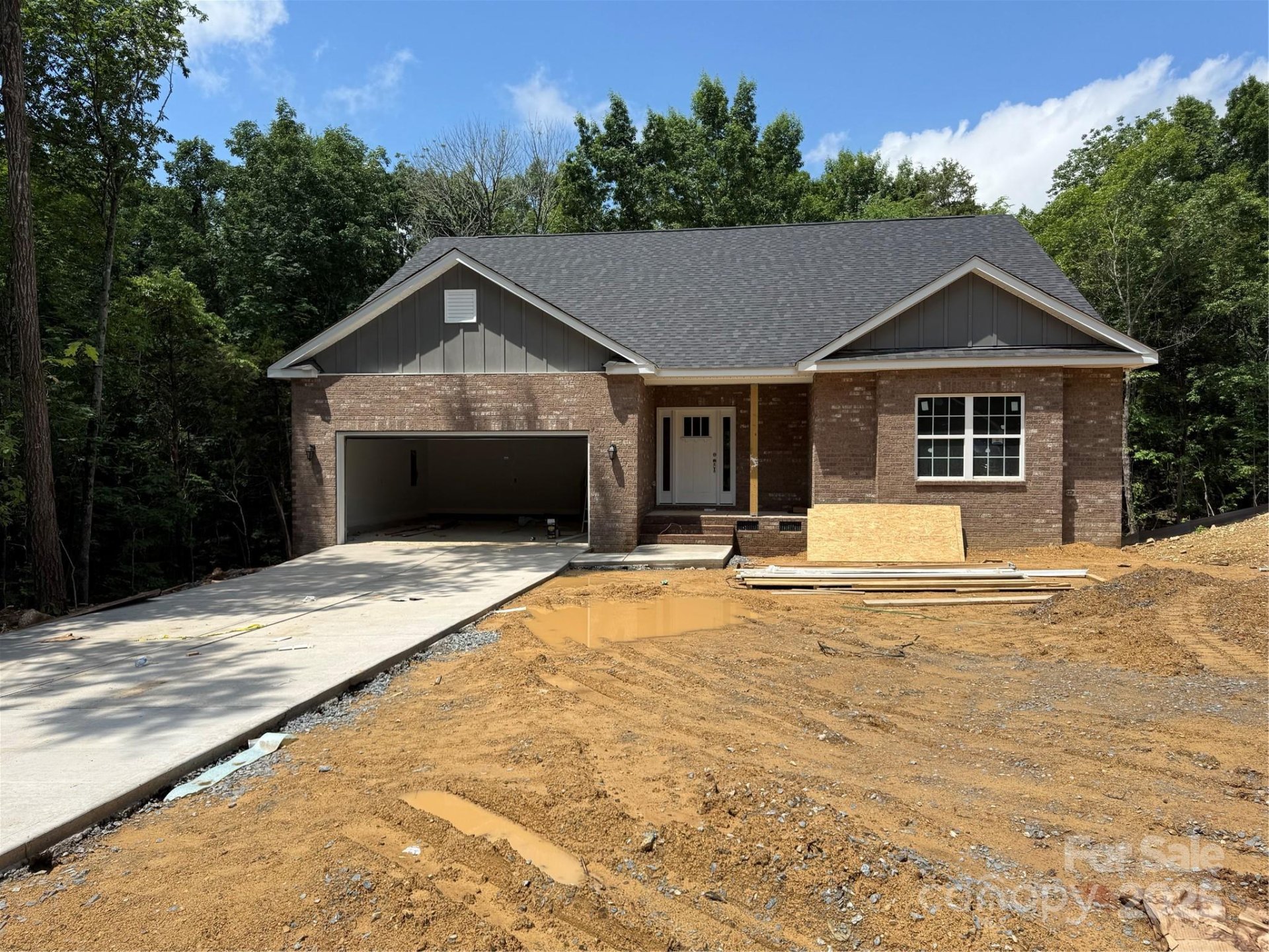 2924 Noritake Trail