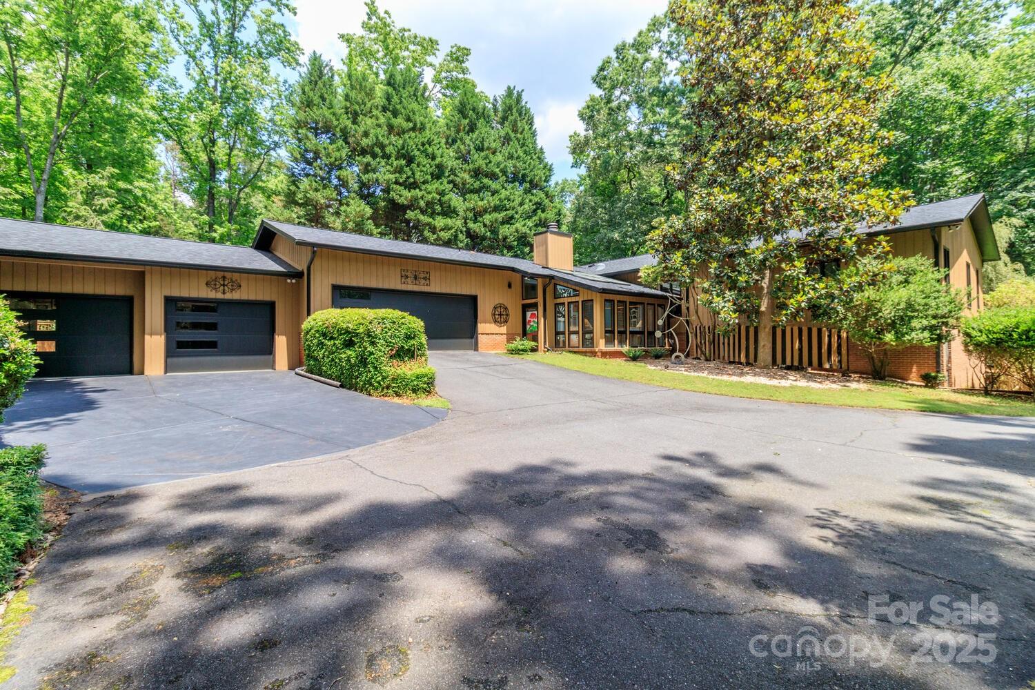 Property image 1 at 6119 Bittersweet Lane, Charlotte, NC 28270