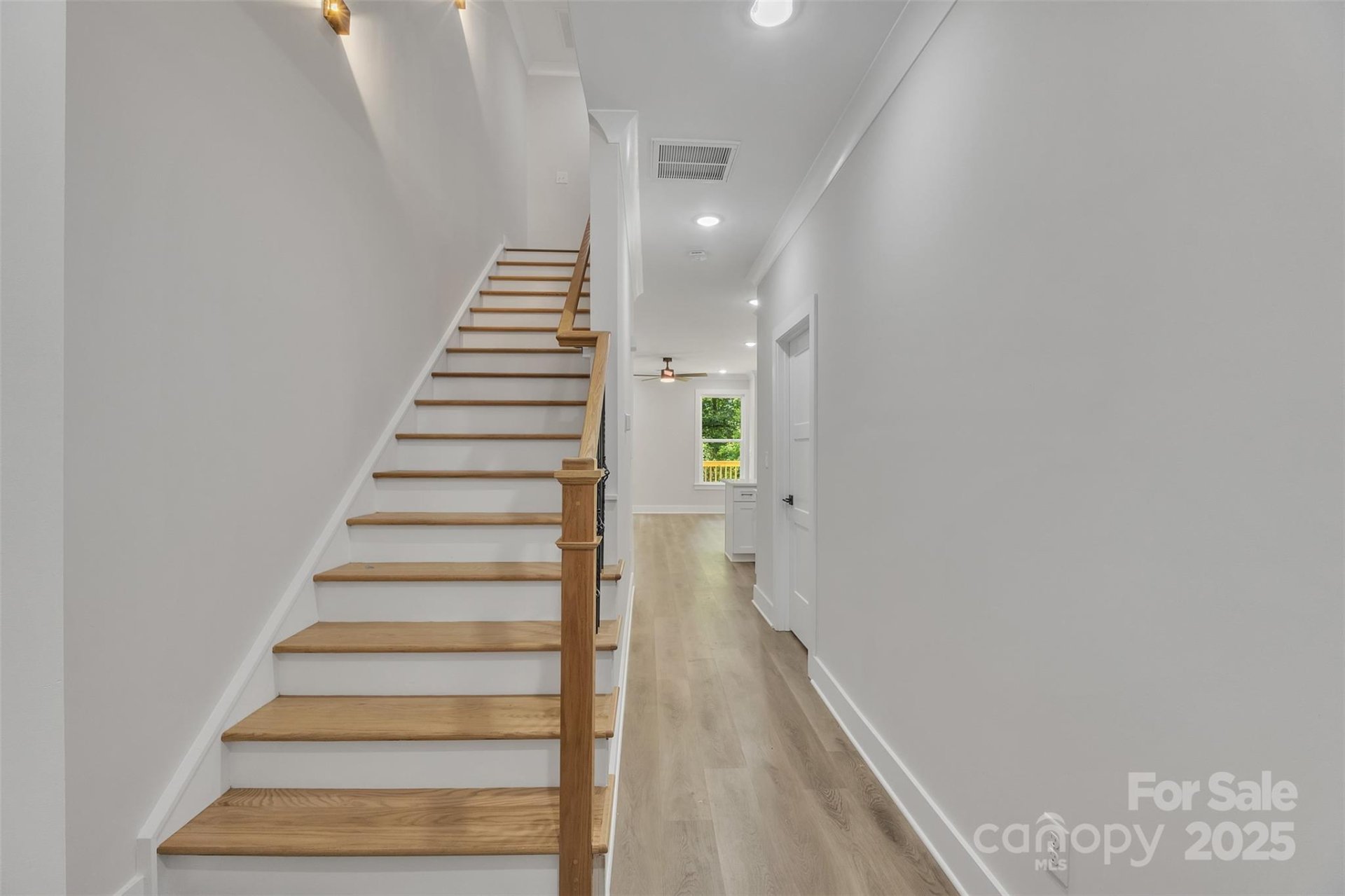 Property image 2 at 1935 St Mark Street, Charlotte, NC 28216