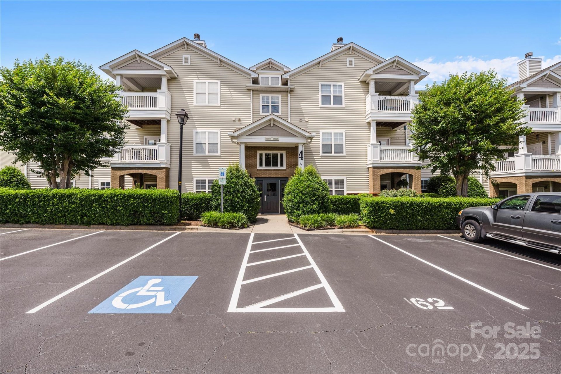 17111 Doe Valley Court