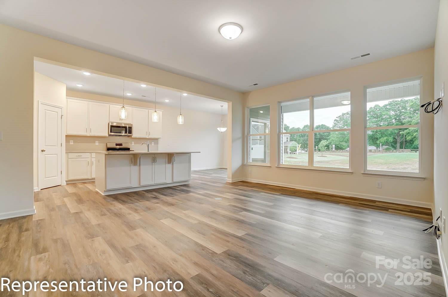 Property image 5 at 125 S Prestwick Way, Mooresville, NC 28115
