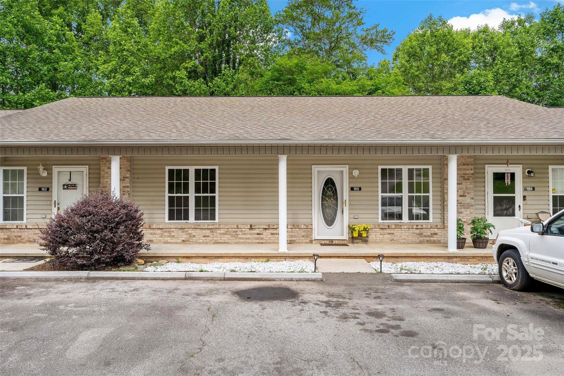 Property image 1 at 160 Whispering Pines Drive, Marion, NC 28752