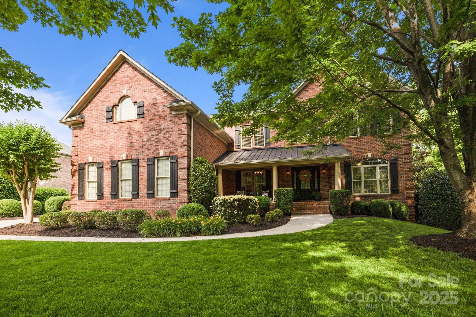 Providence Downs, Waxhaw Community