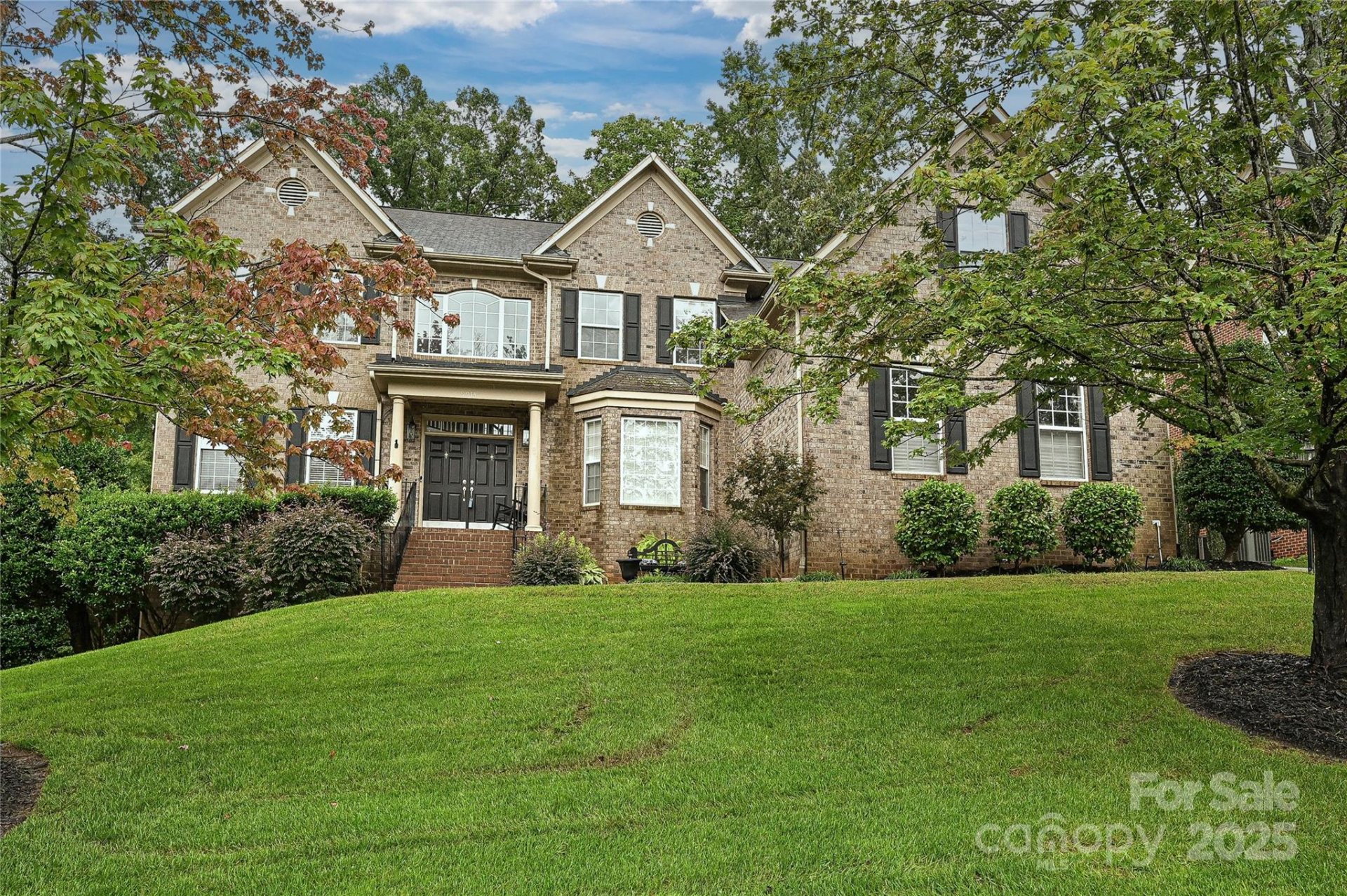 9913 Hazelview Drive