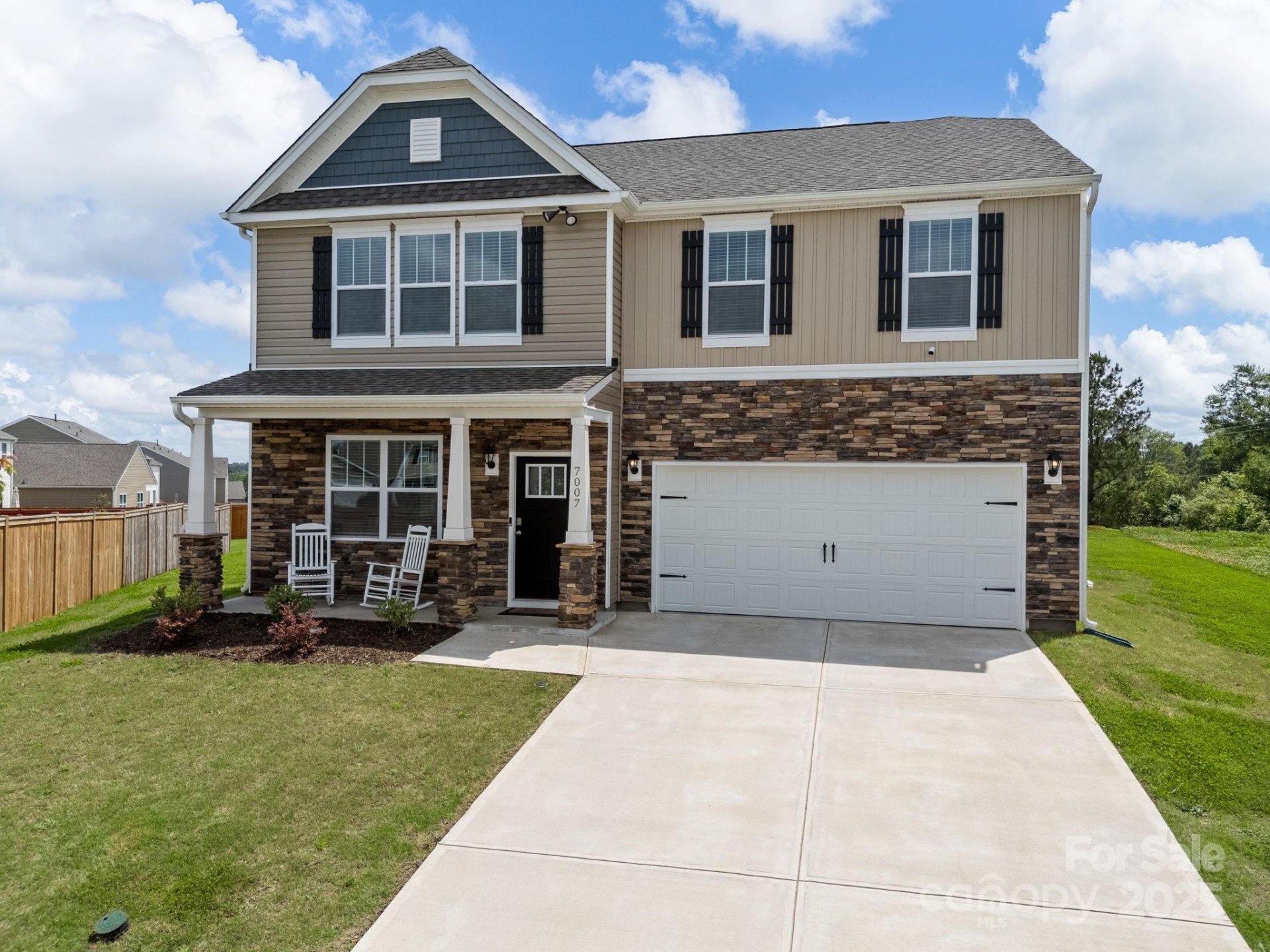 Property image 2 at 7007 Manse Court, Boiling Springs, SC 29316
