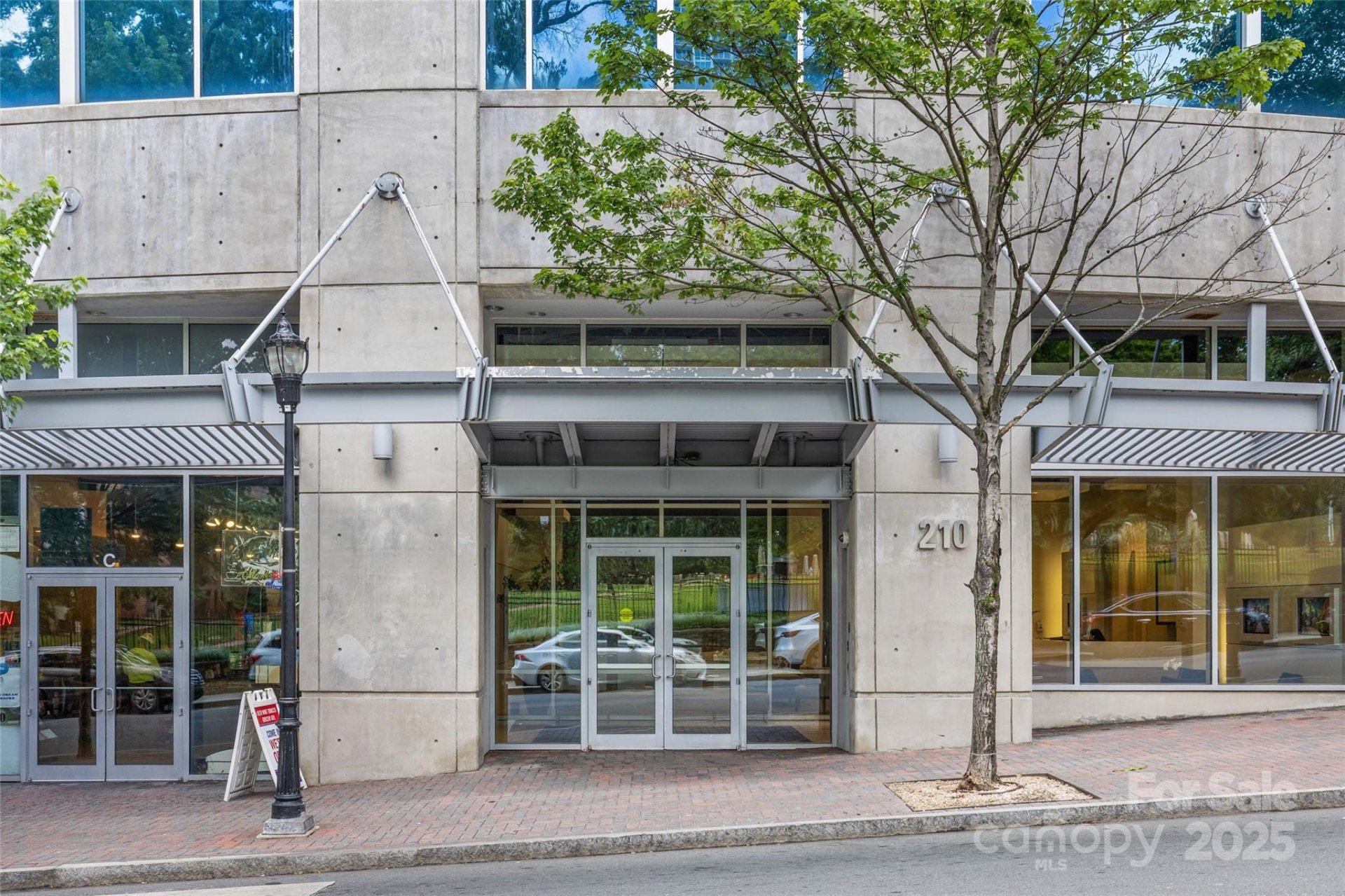 Property image 2 at 210 N Church Street, Charlotte, NC 28202