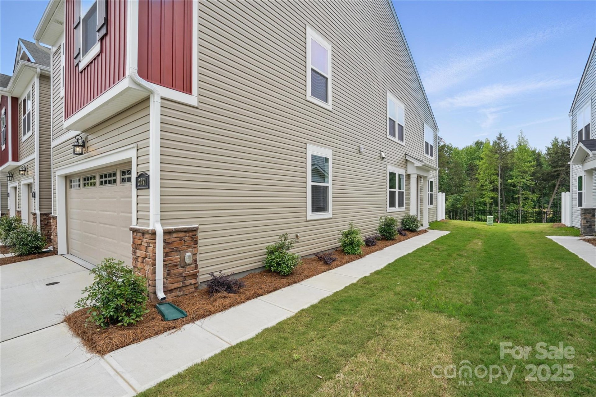 Property image 3 at 2021 Vinyasa Lane, Charlotte, NC 28215