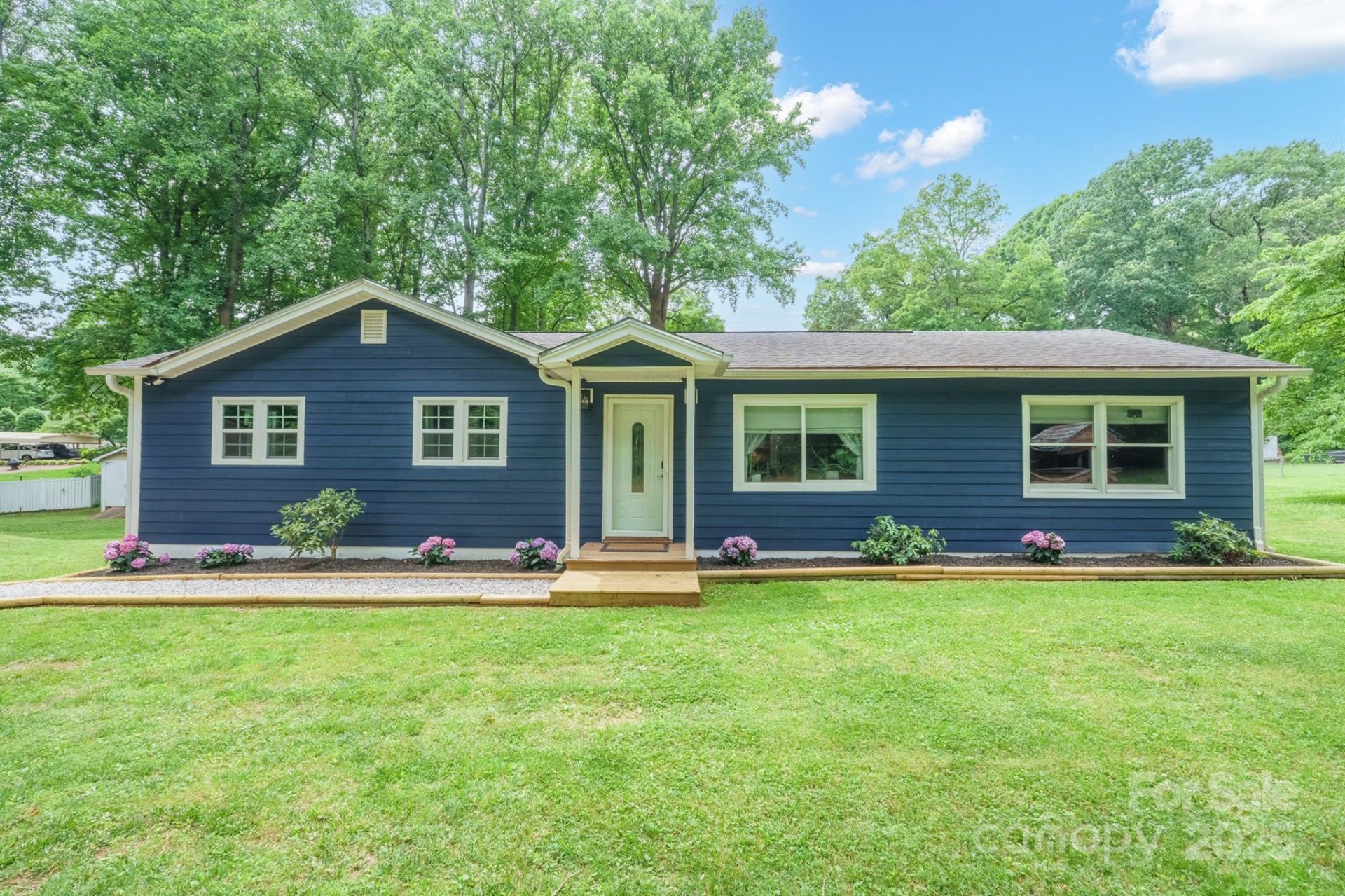 Property image 2 at 327 Holly Drive, Mount Holly, NC 28120