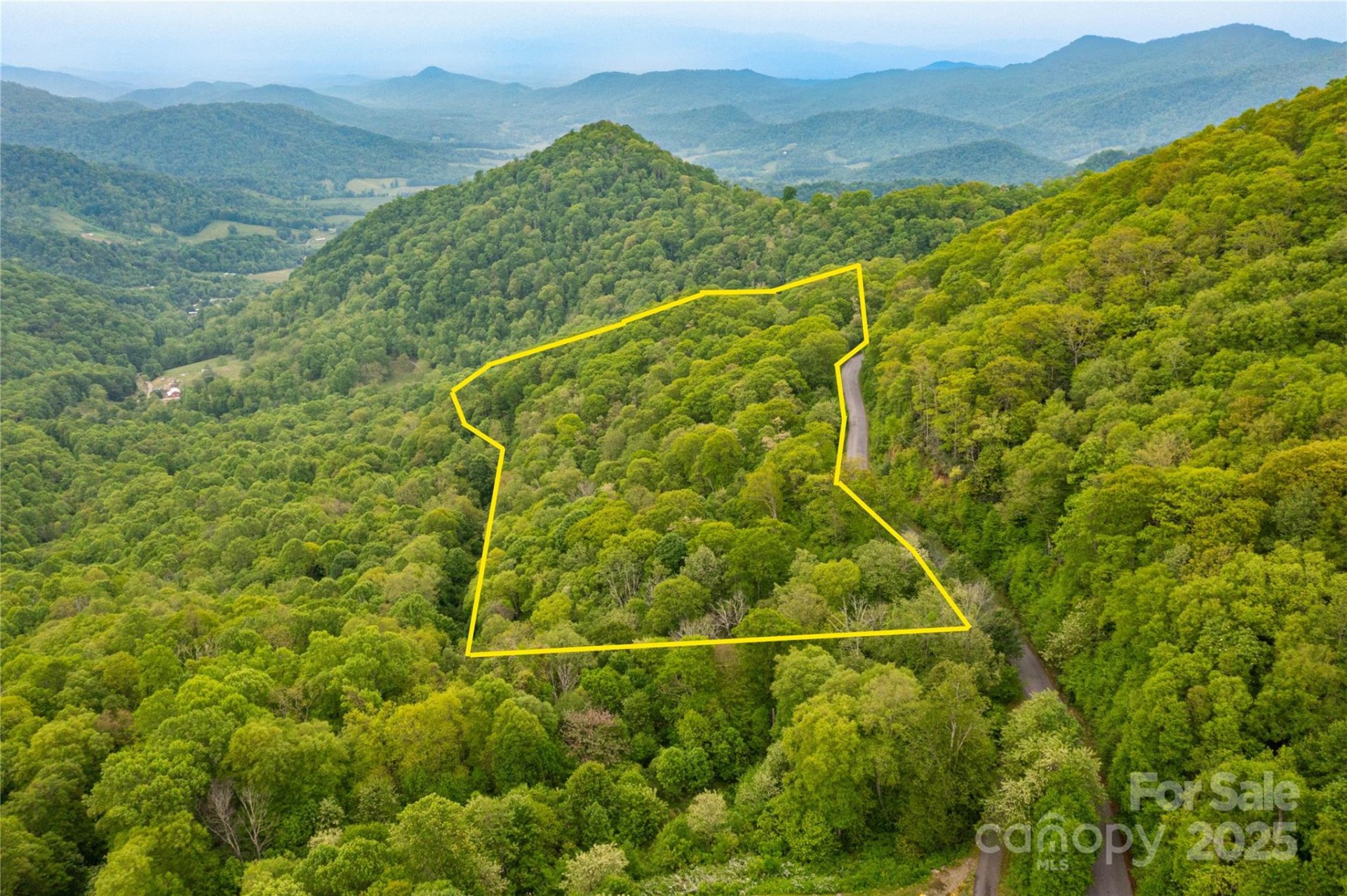 Property image 3 at 999 Mount Soma Boulevard, Clyde, NC 28721