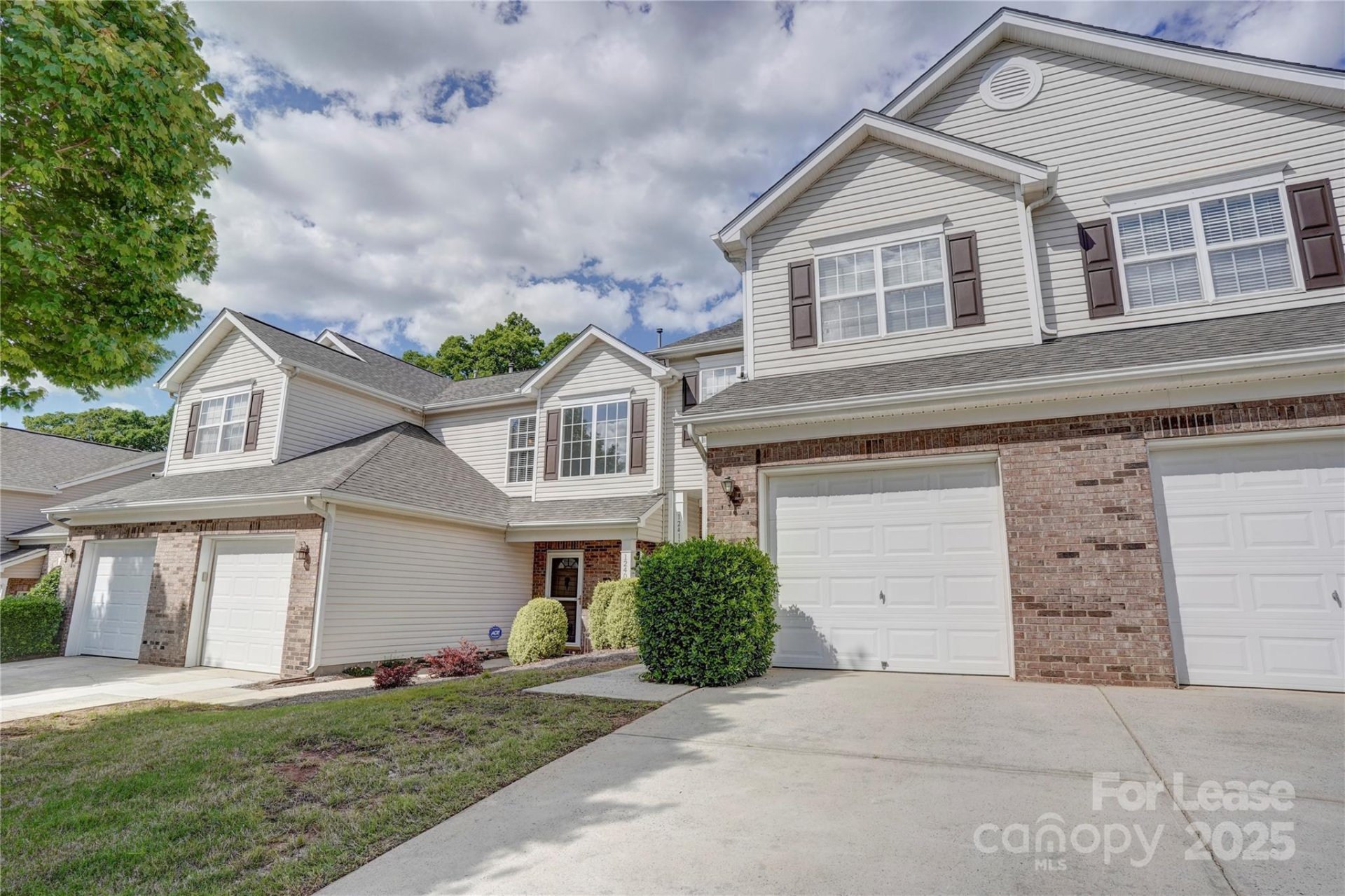 Property image 2 at 12411 Stratfield Place Circle, Pineville, NC 28134