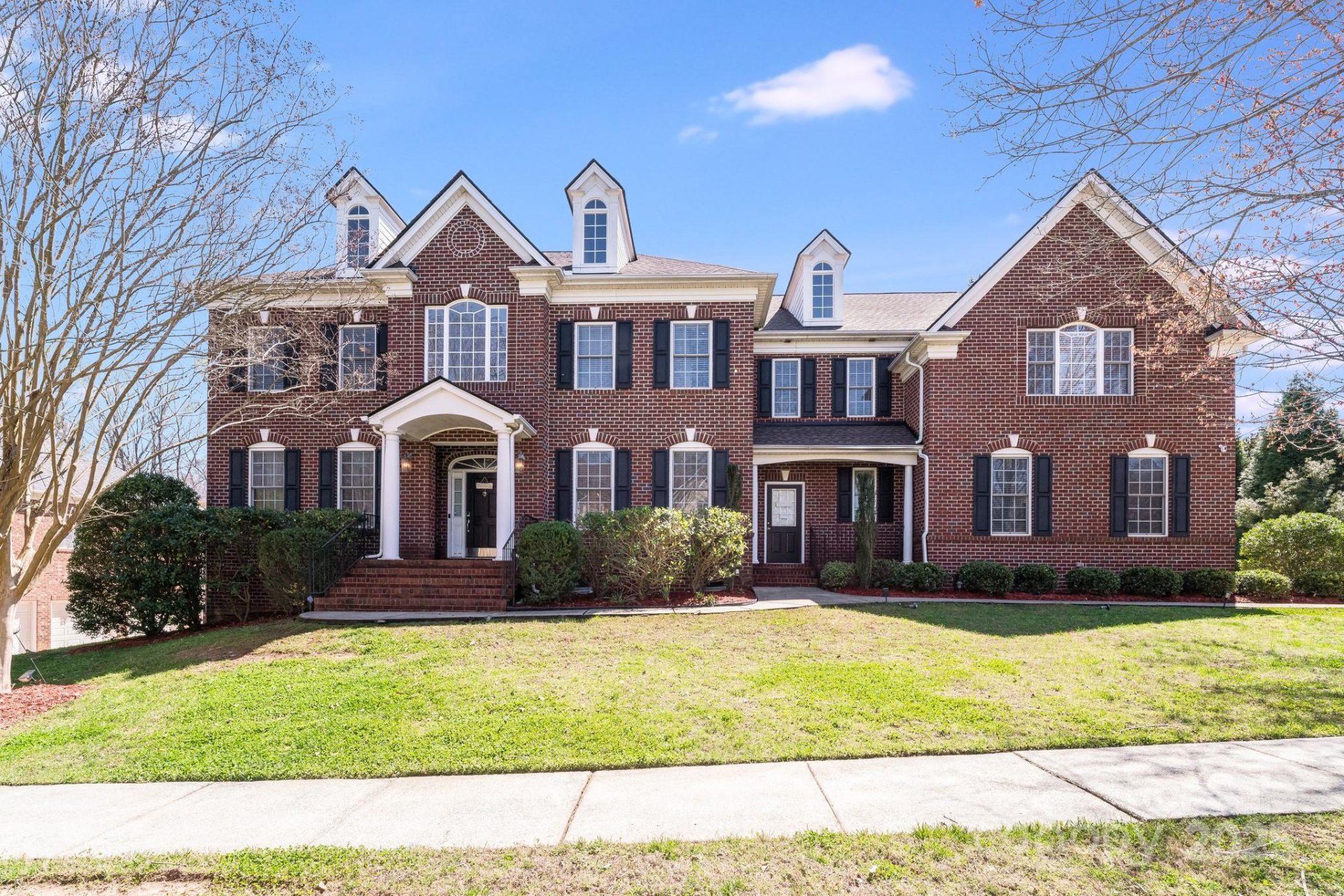 Providence Forest Estates, Matthews Community