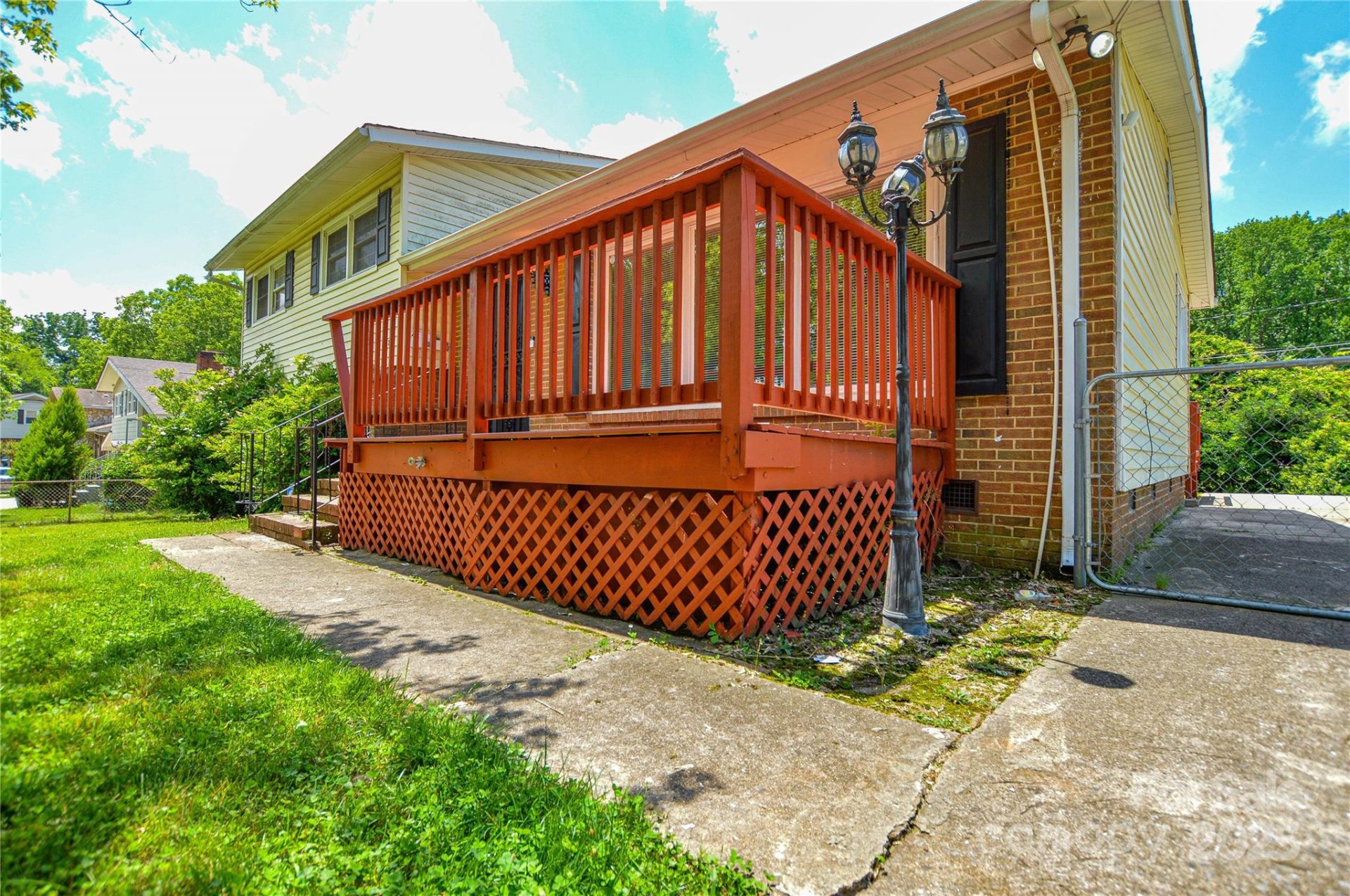 Property image 2 at 923 Yuma Street, Charlotte, NC 28213