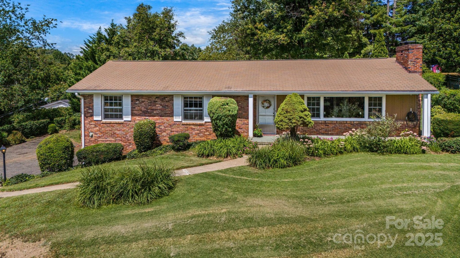 Property at 8 Fox Chase Road, Asheville, NC 28804