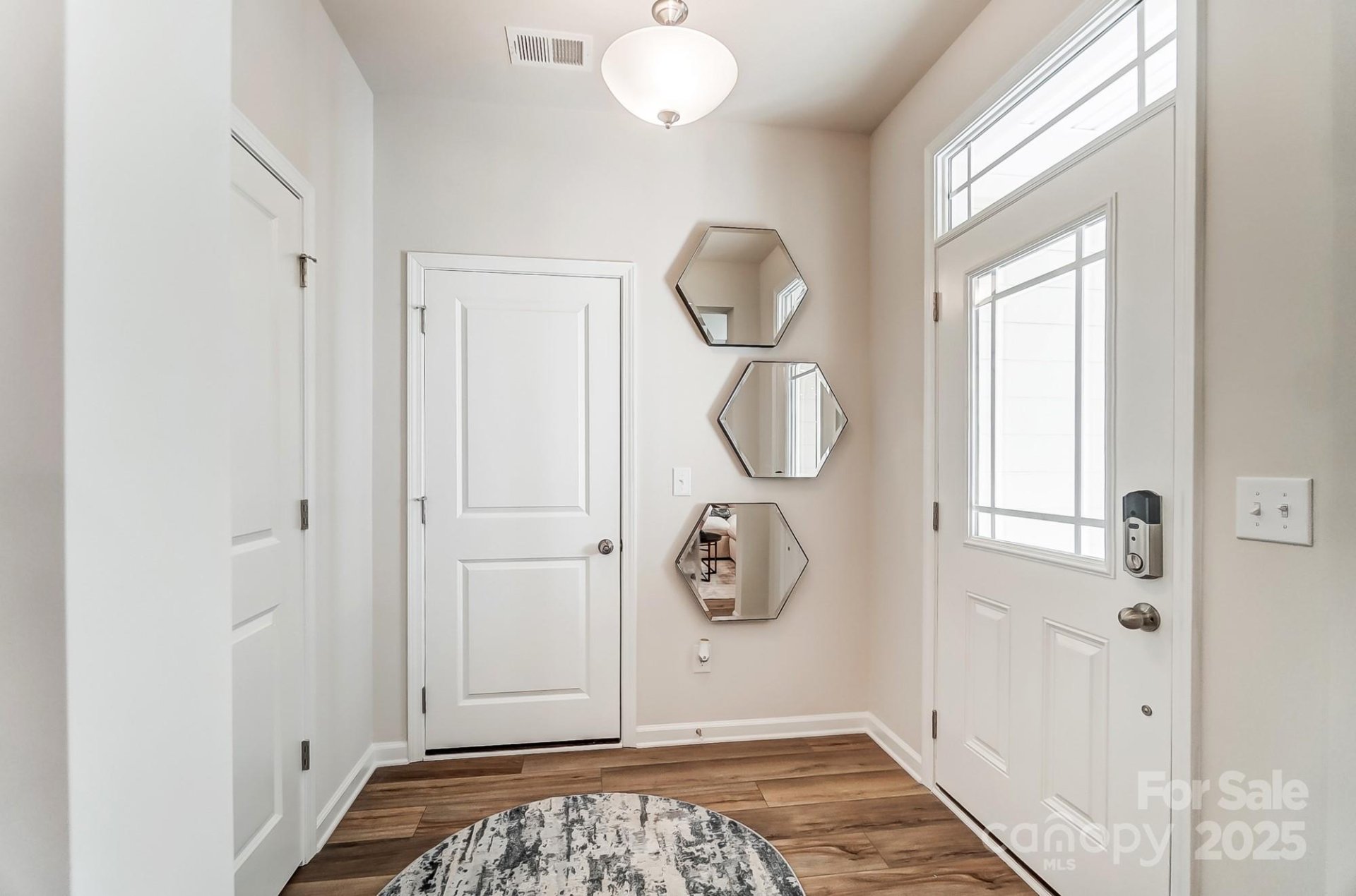 Property image 2 at 304 Laura Elizabeth Lane, Clover, SC 29710