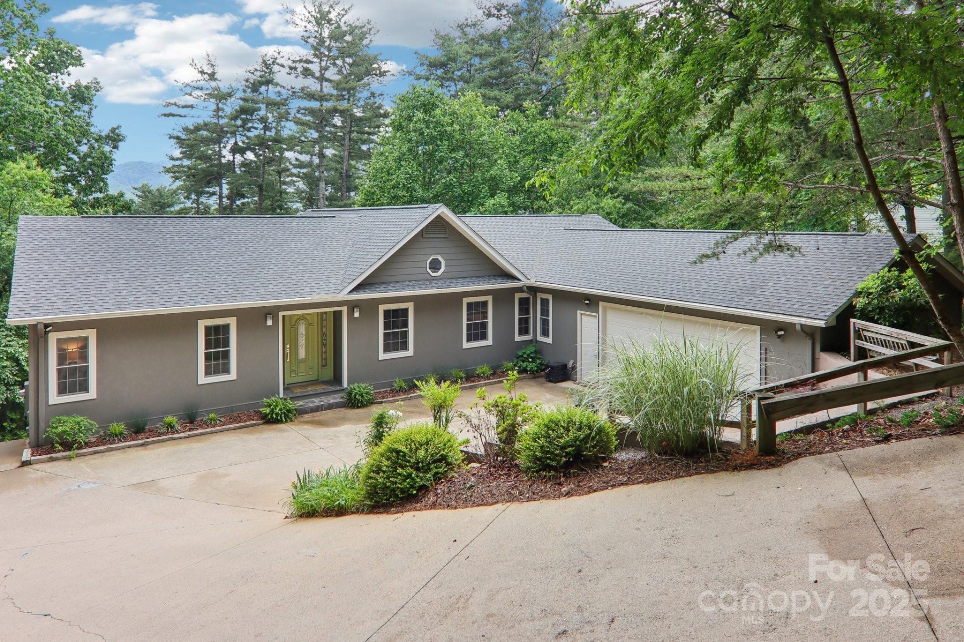 Cedar Wood Estates, Asheville Community