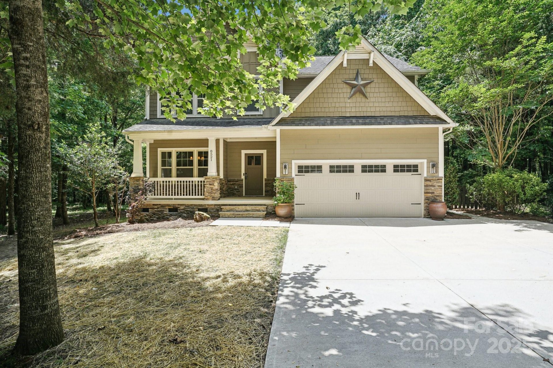 8521 Aspen Court