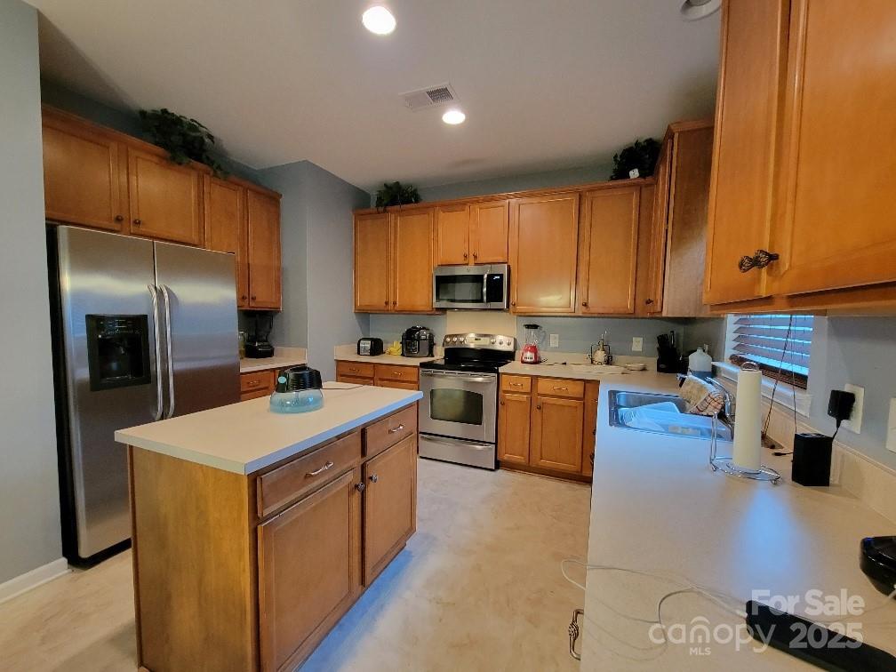 Property image 2 at 214 Minitree Lane, Charlotte, NC 28214