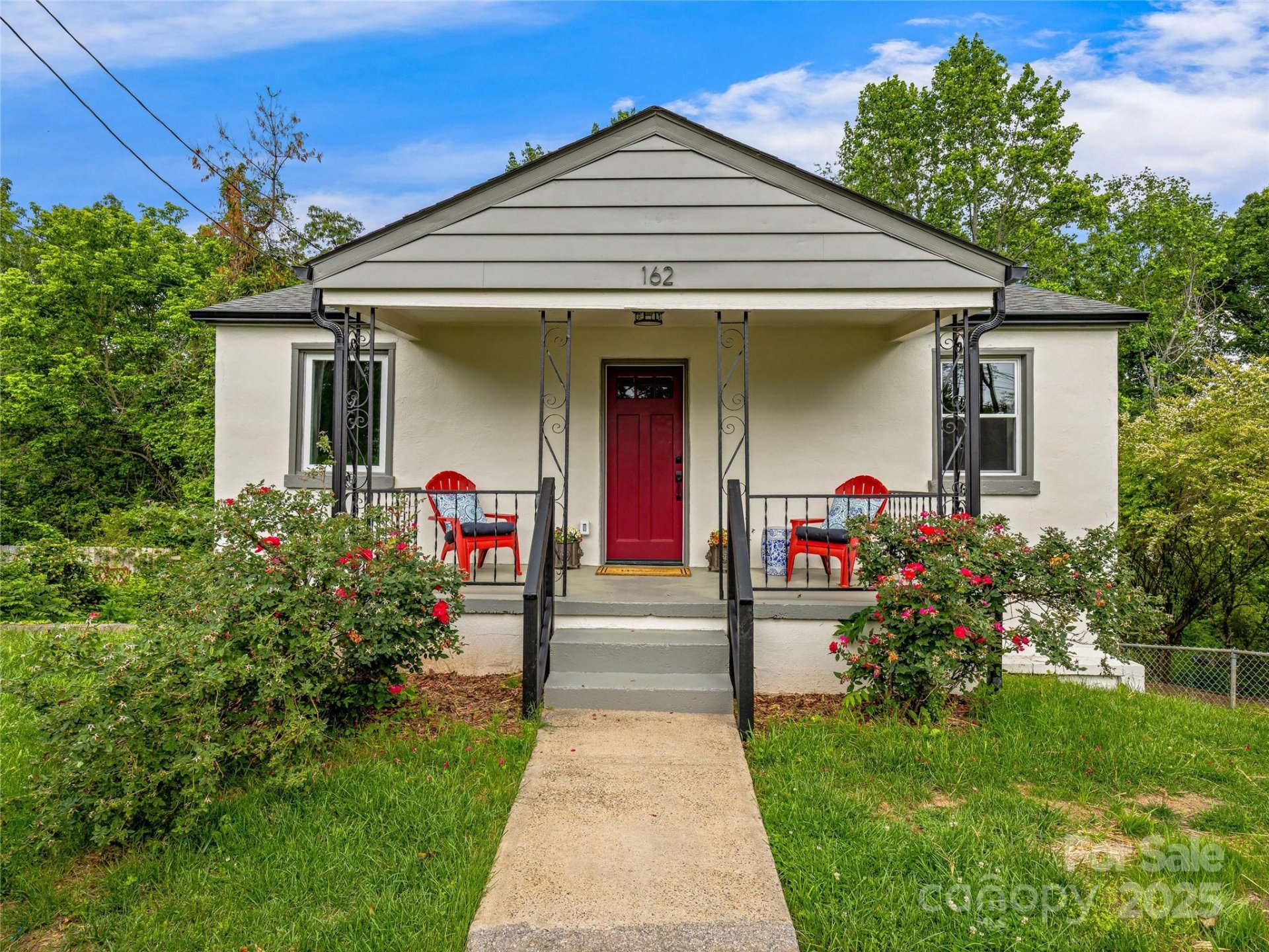 Property image 2 at 162 Courtland Place, Asheville, NC 28801