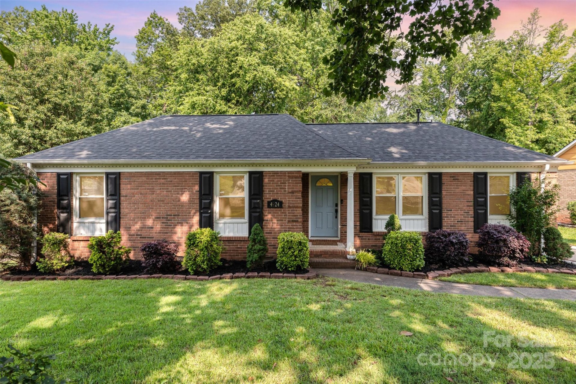 4924 Farm Pond Lane