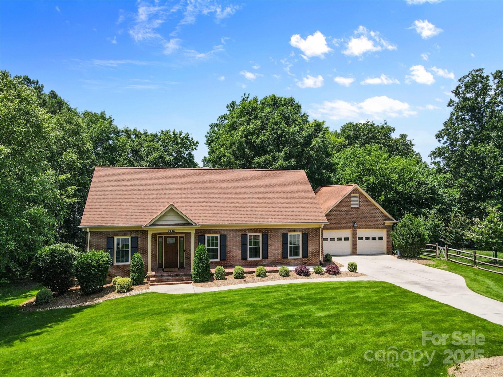 Property image 1 at 7916 Wellston Drive, Charlotte, NC 28210