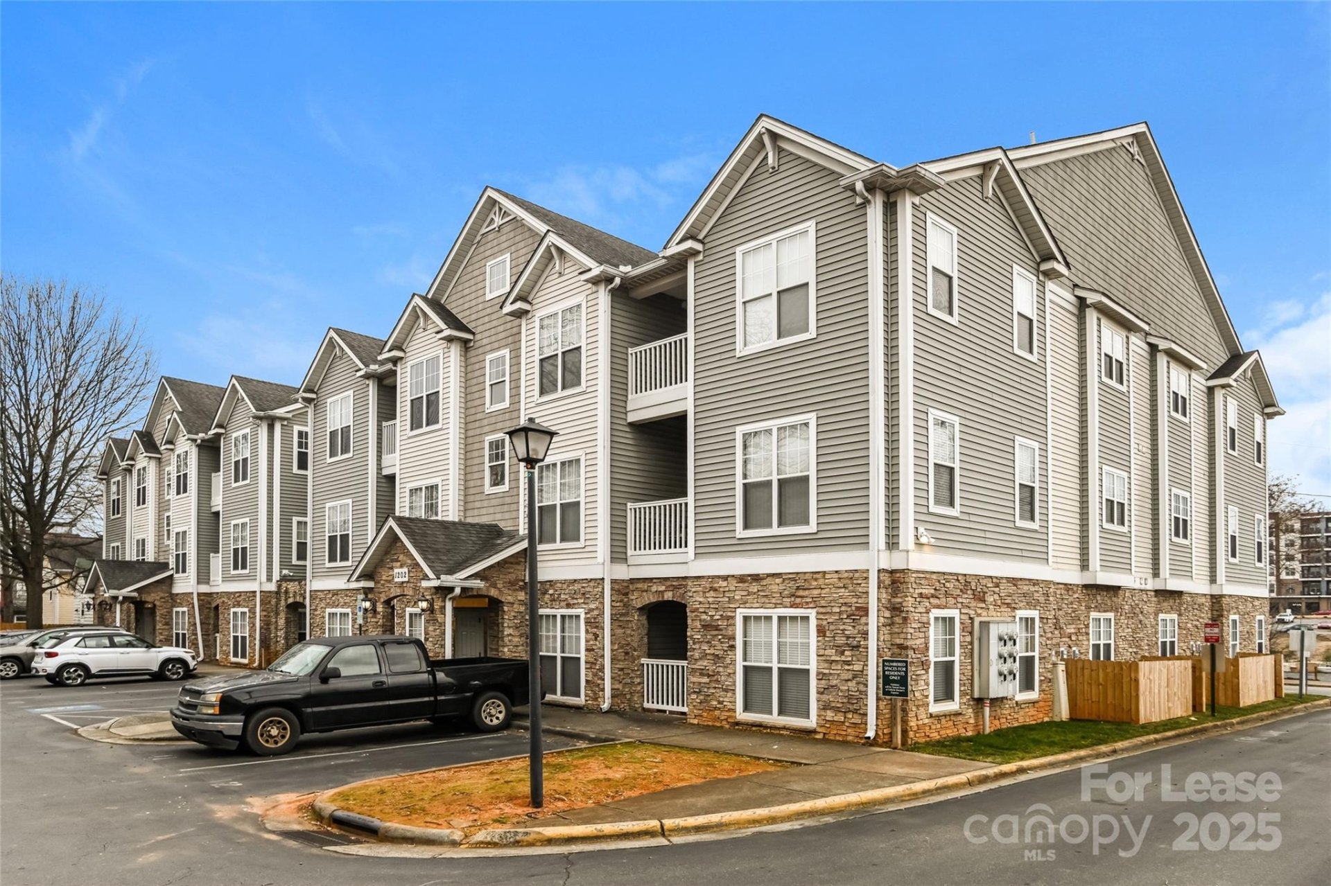 Property image 1 at 1212 Duncan Gardens Drive, Charlotte, NC 28206