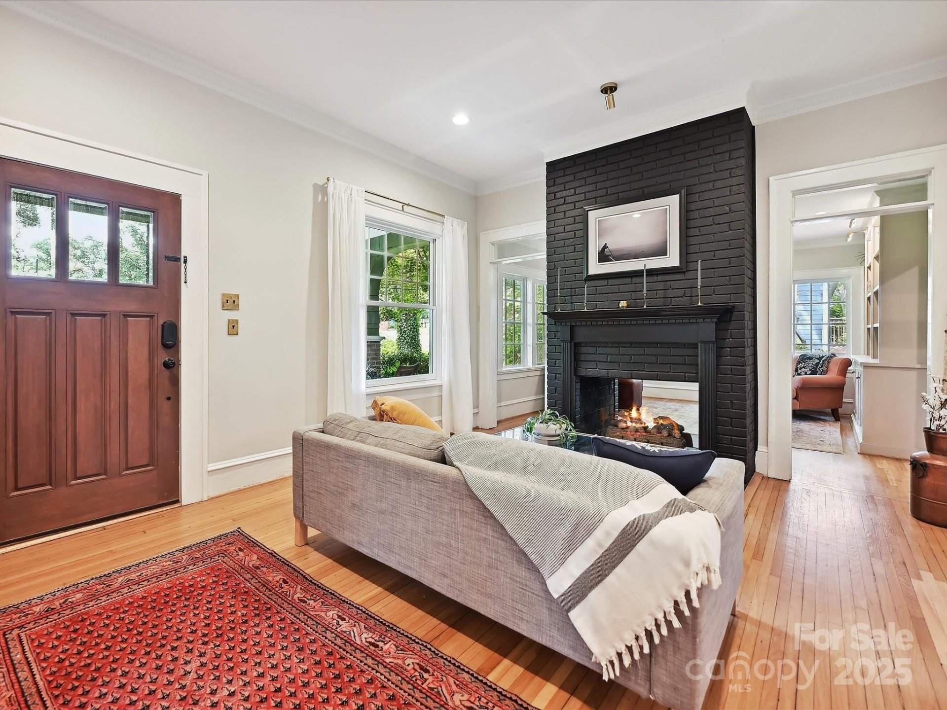 Property image 4 at 3459 Selwyn Avenue, Charlotte, NC 28209