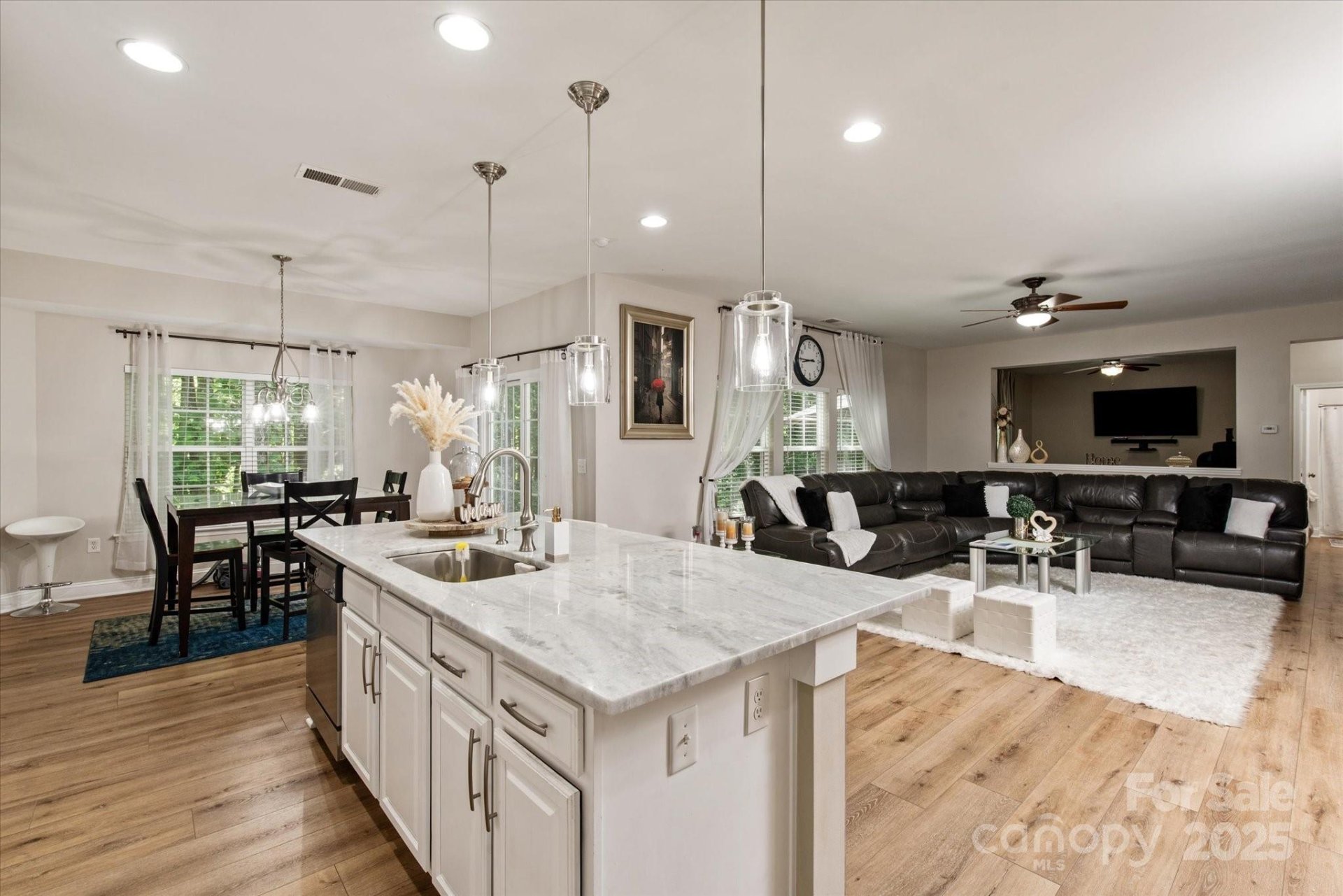 Property image 3 at 10044 Markus Drive, Mint Hill, NC 28227