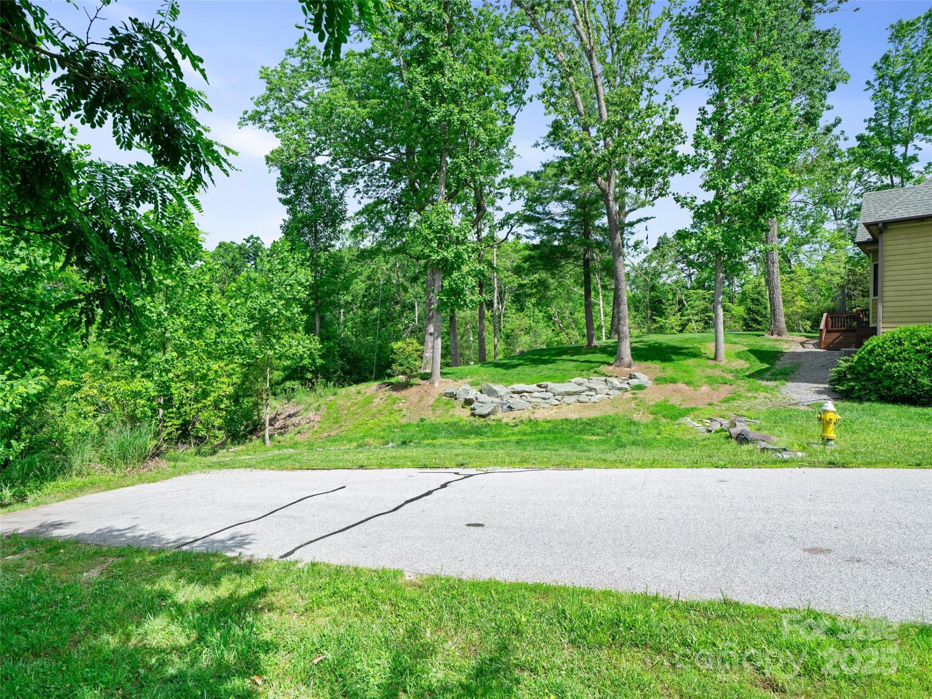 Property image 3 at 99999 Millbrae Loop, Hendersonville, NC 28791