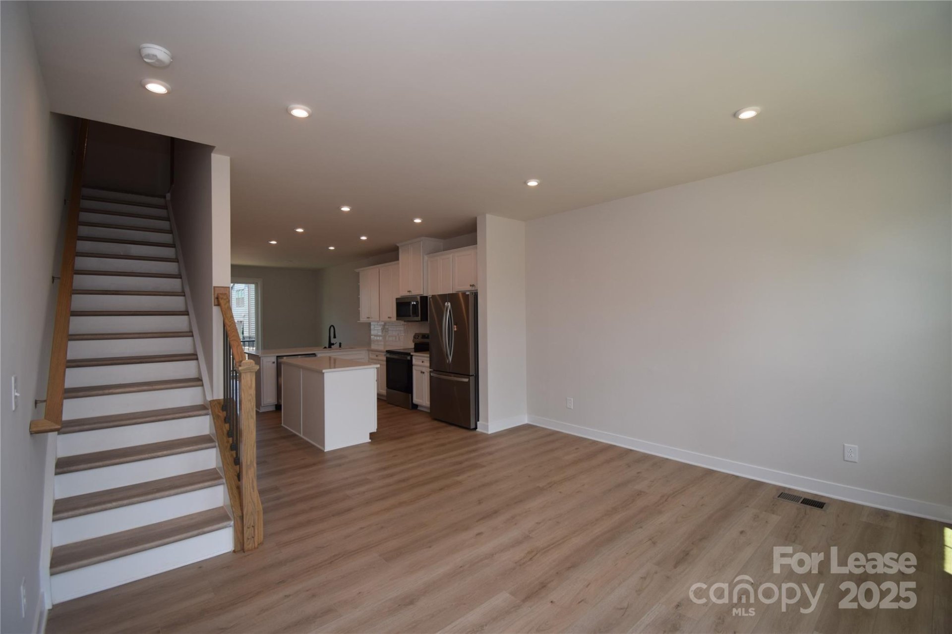Property image 4 at 4810 Chastain Avenue, Charlotte, NC 28217
