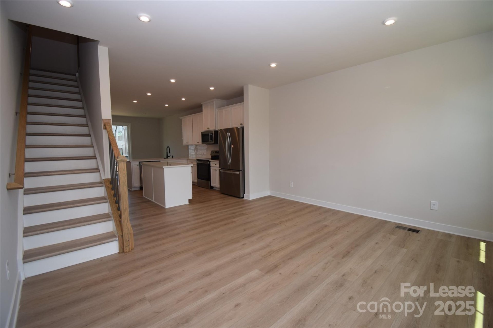 Property image 5 at 4810 Chastain Avenue, Charlotte, NC 28217