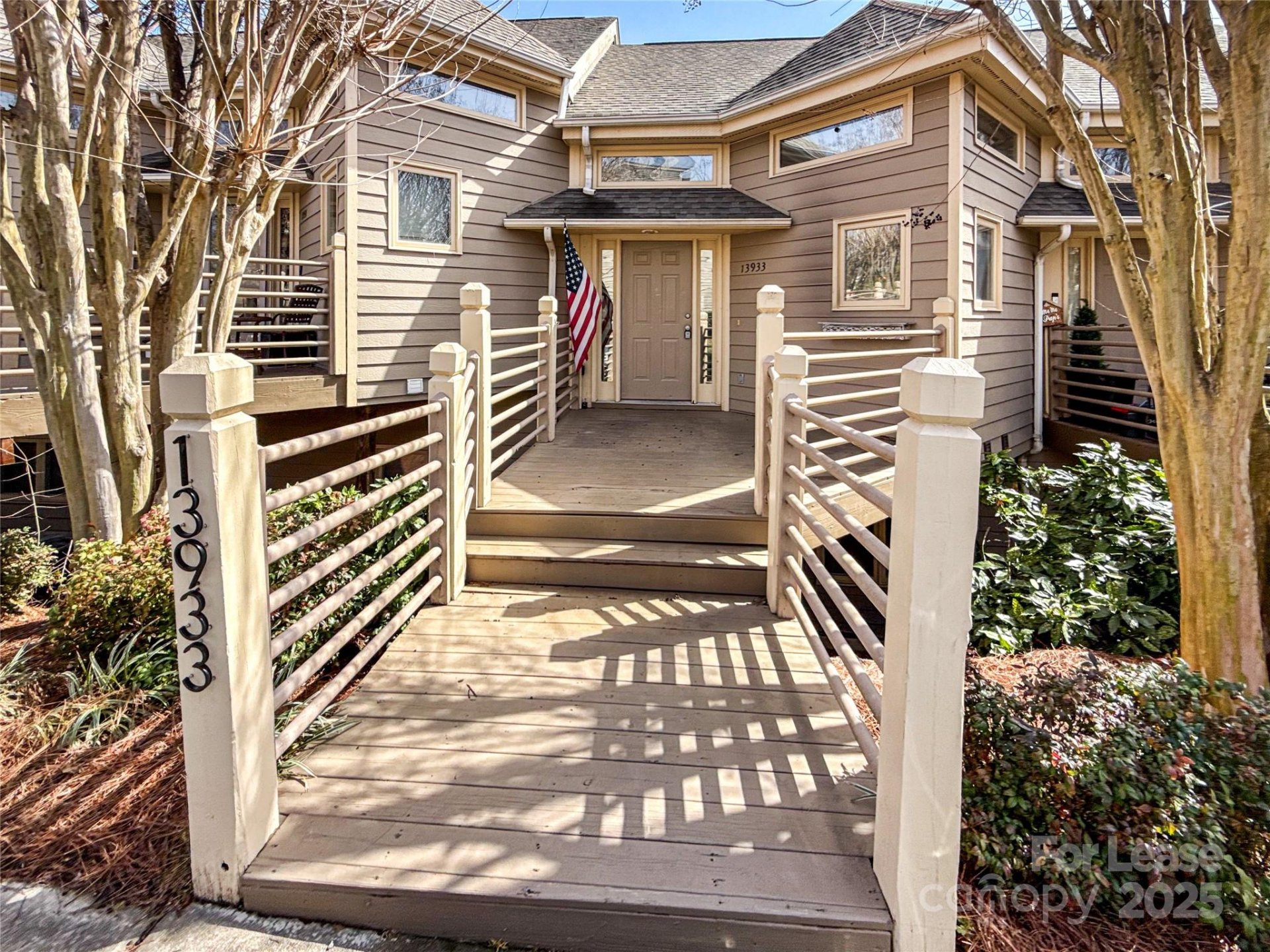 Property image 1 at 13933 Queens Harbor Road, Charlotte, NC 28278