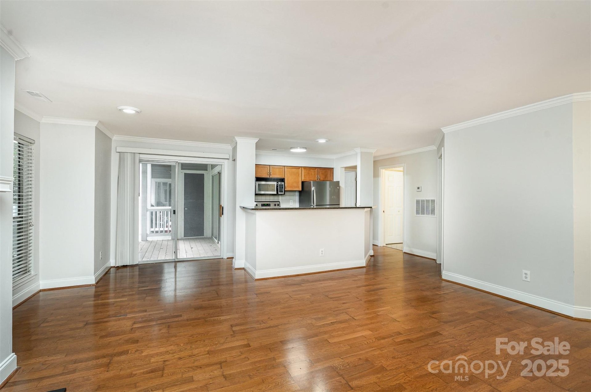 Property image 4 at 2512 Cranbrook Lane, Charlotte, NC 28207