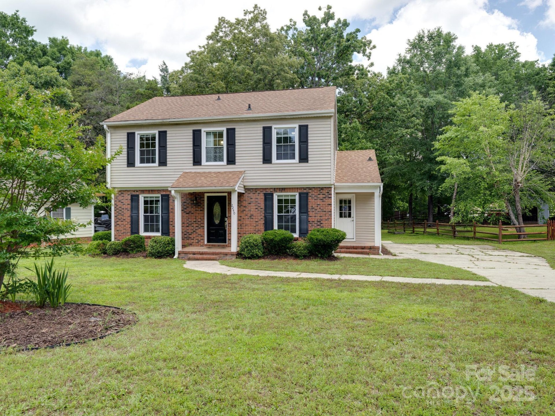 2240 Lawton Bluff Road