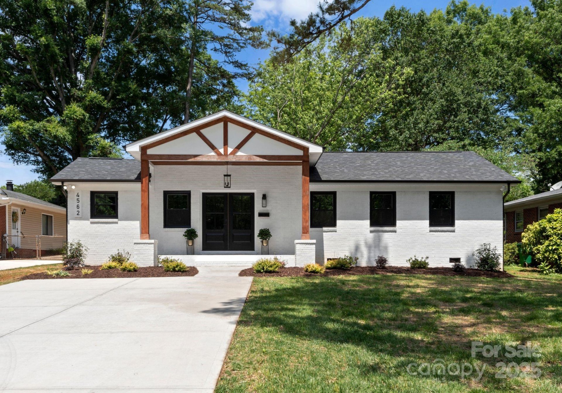 Property image 2 at 4562 Rockford Court, Charlotte, NC 28209