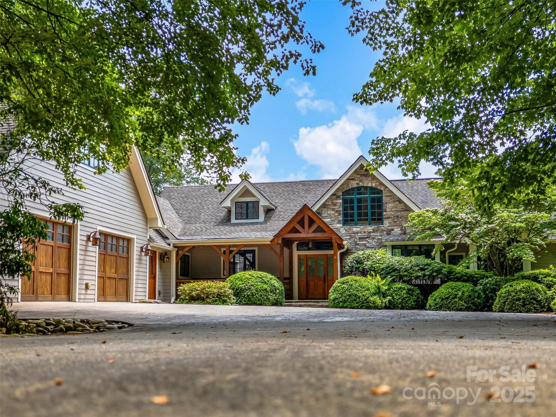 Property image 1 at 514 Eagle Lake Drive, Brevard, NC 28712