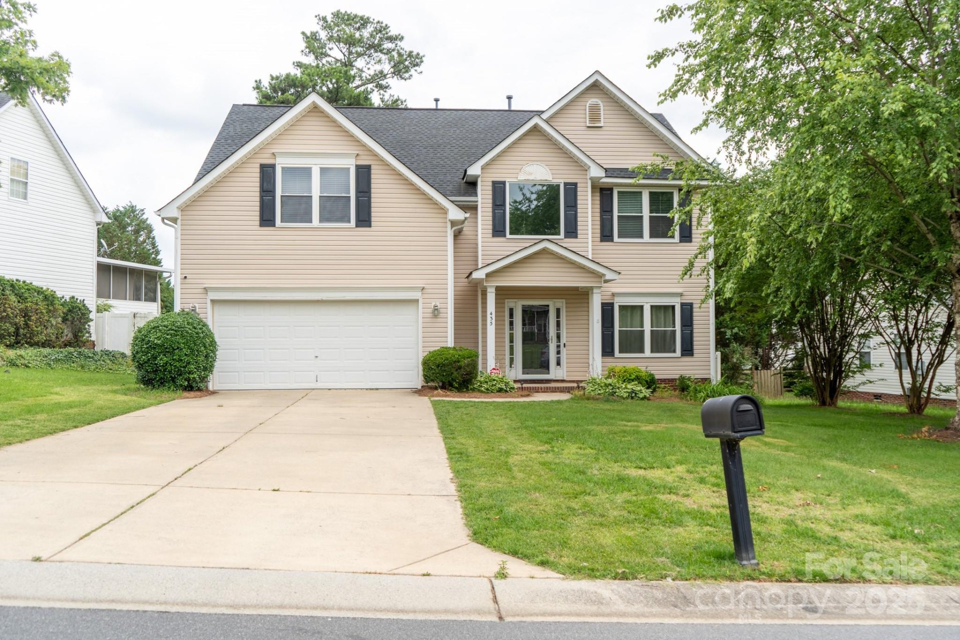 435 Riverwalk Drive