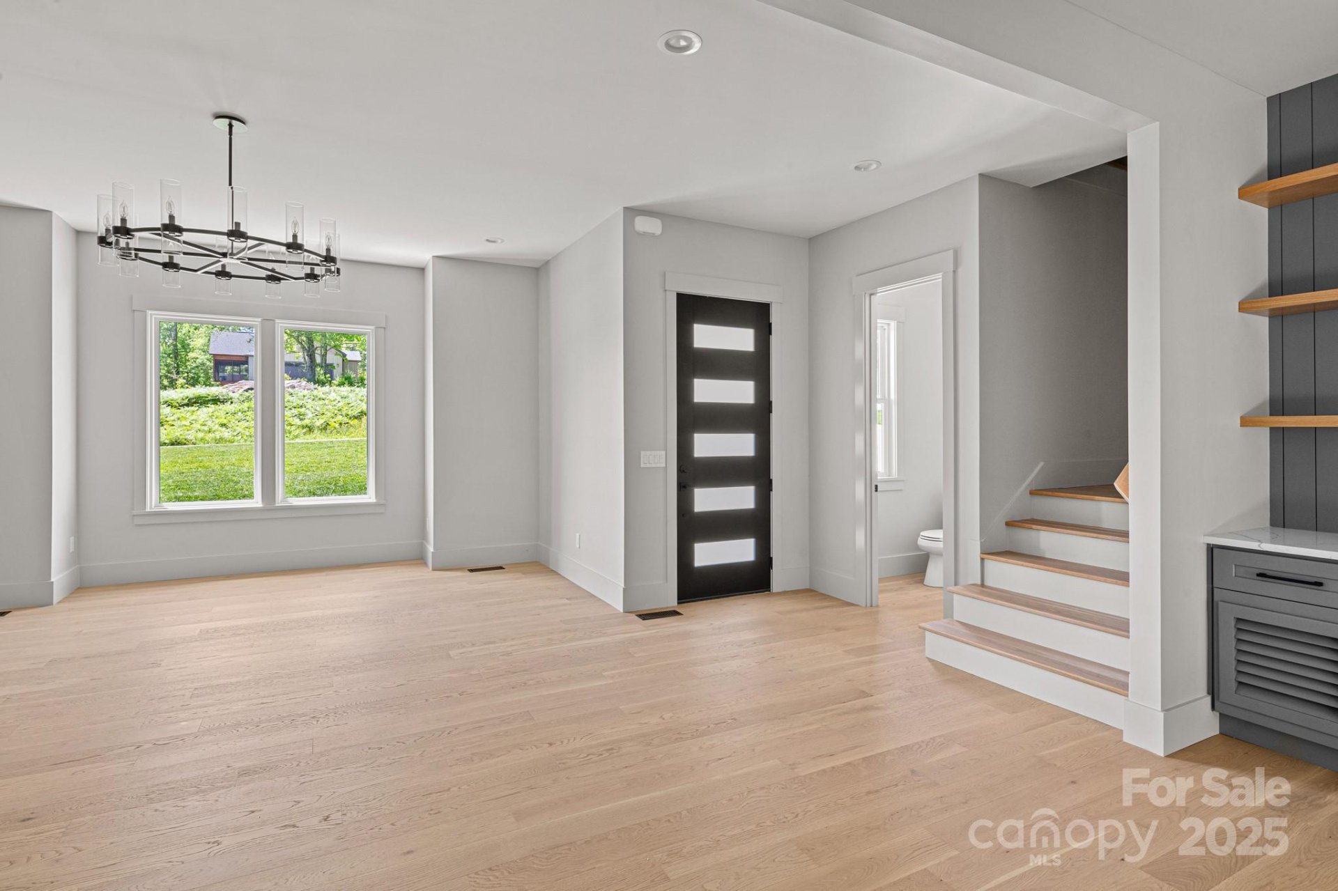 Property image 2 at 611 Crystal Heights Drive, Hendersonville, NC 28739