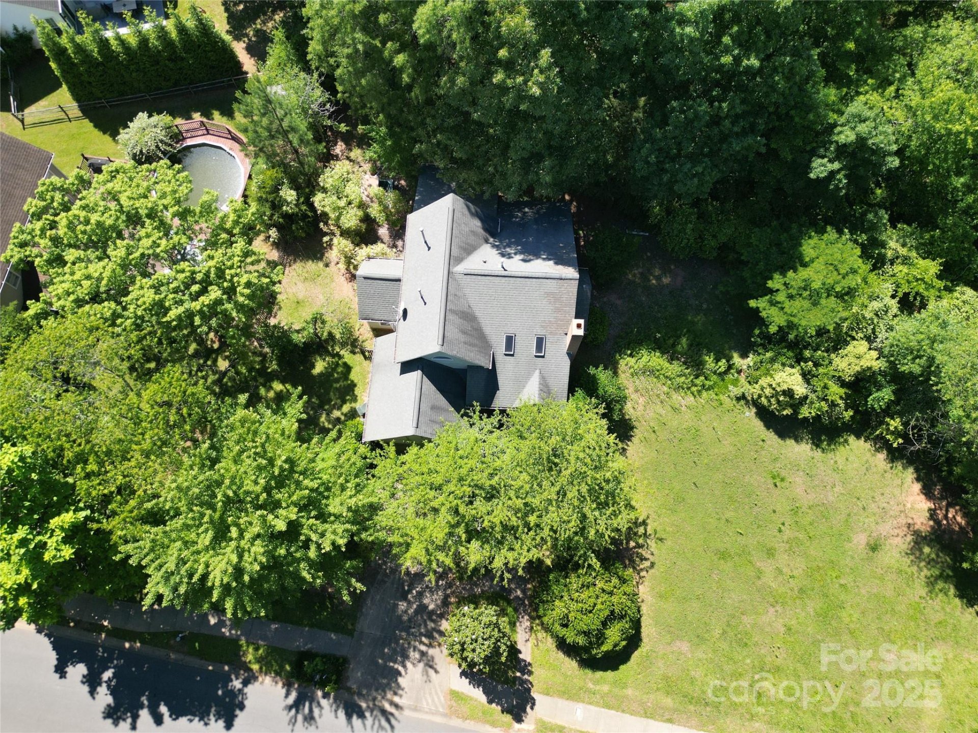 Property image 1 at 20807 Willow Pond Road, Cornelius, NC 28031