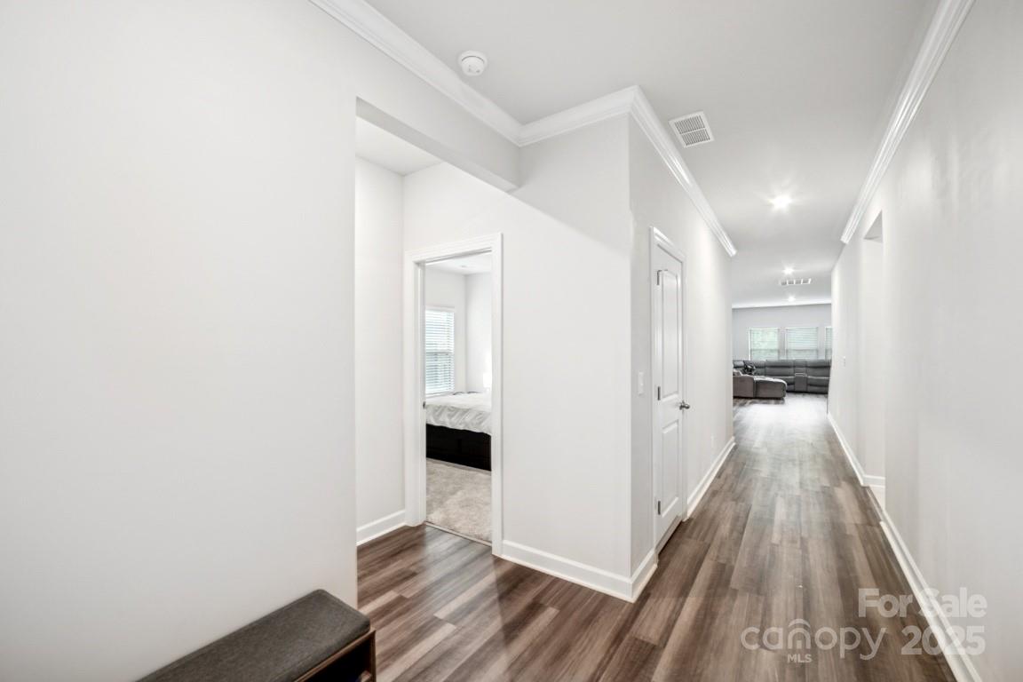 Property image 2 at 9525 Festival Way, Charlotte, NC 28215