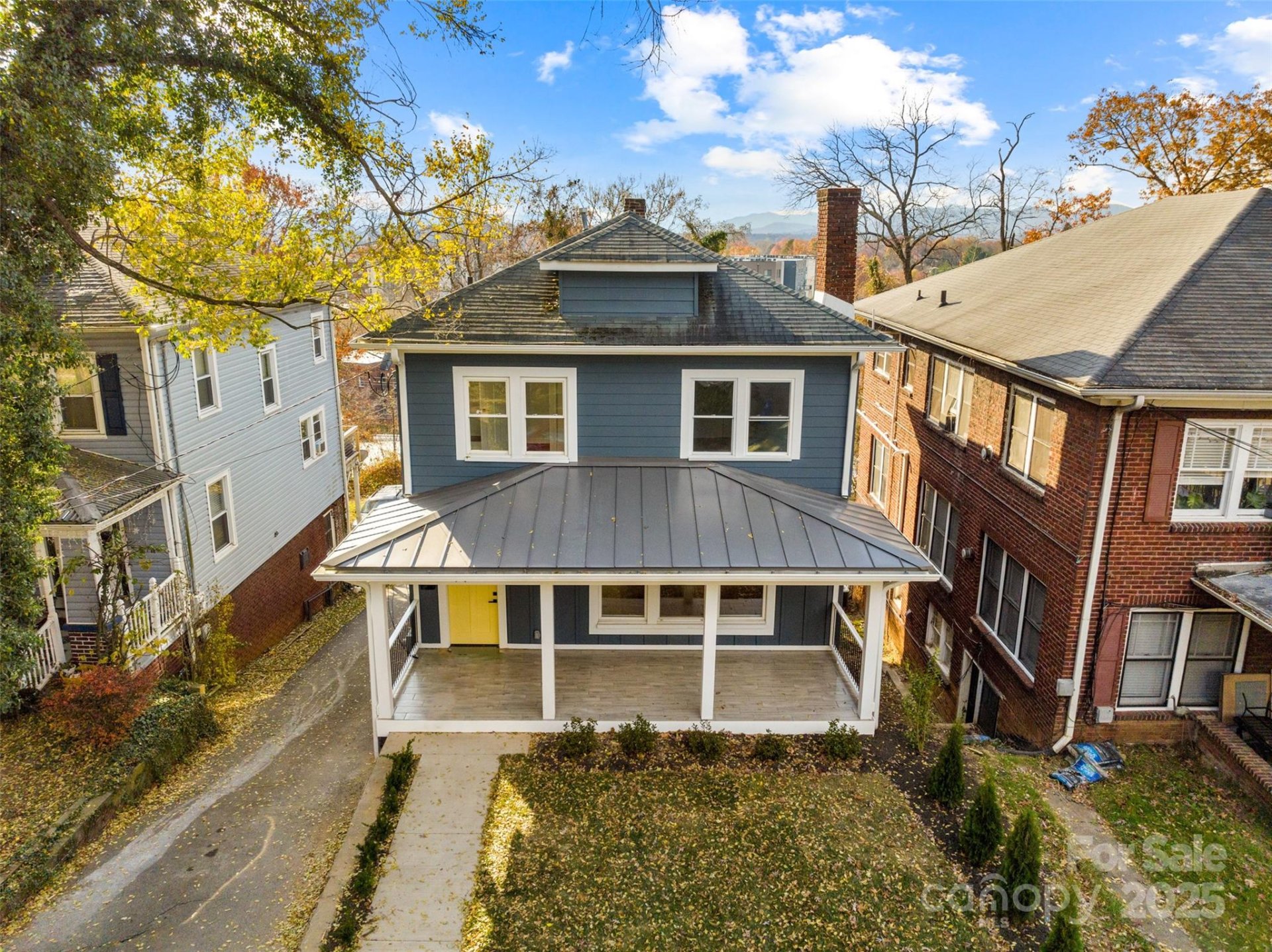 Property image 3 at 71 Buchanan Avenue, Asheville, NC 28801