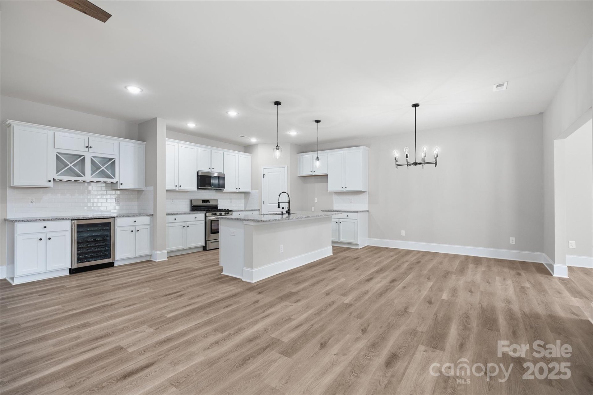 Property image 5 at 3922 Litchfield Road, Charlotte, NC 28211