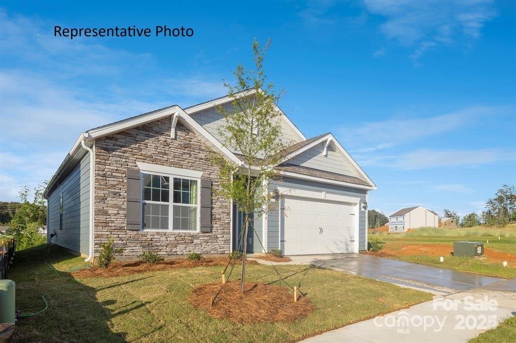 Property image 3 at 7913 Old Brook Drive, Sherrills Ford, NC 28673