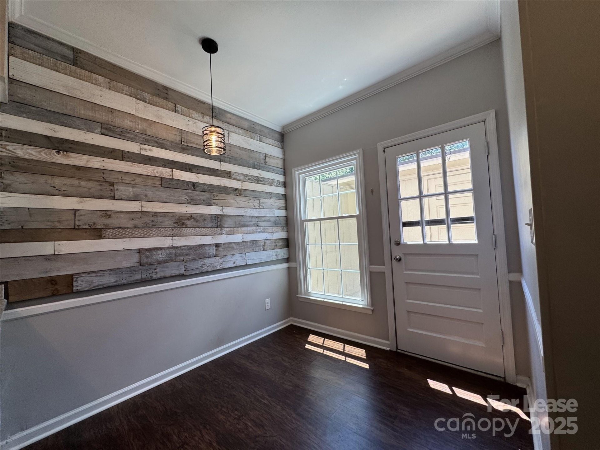 Property image 4 at 5917 Quail Hollow Road, Charlotte, NC 28210