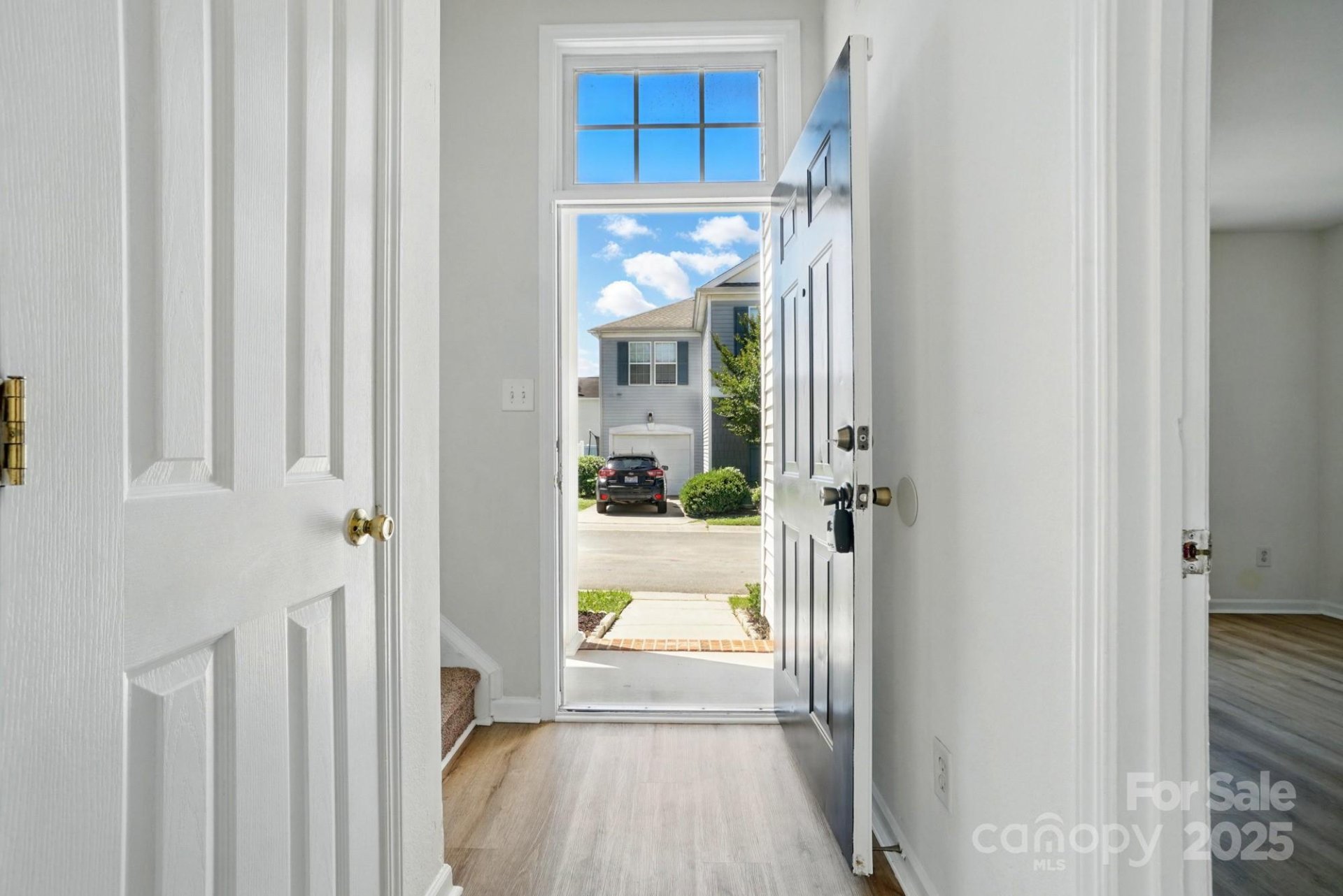 Property image 3 at 8605 Sawleaf Court, Charlotte, NC 28215