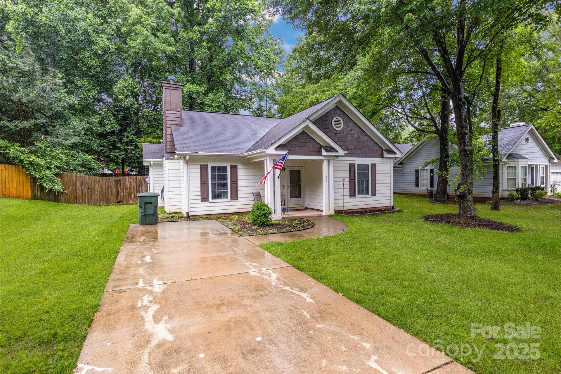 Property image 3 at 124 Cedarcroft Drive, Mooresville, NC 28115
