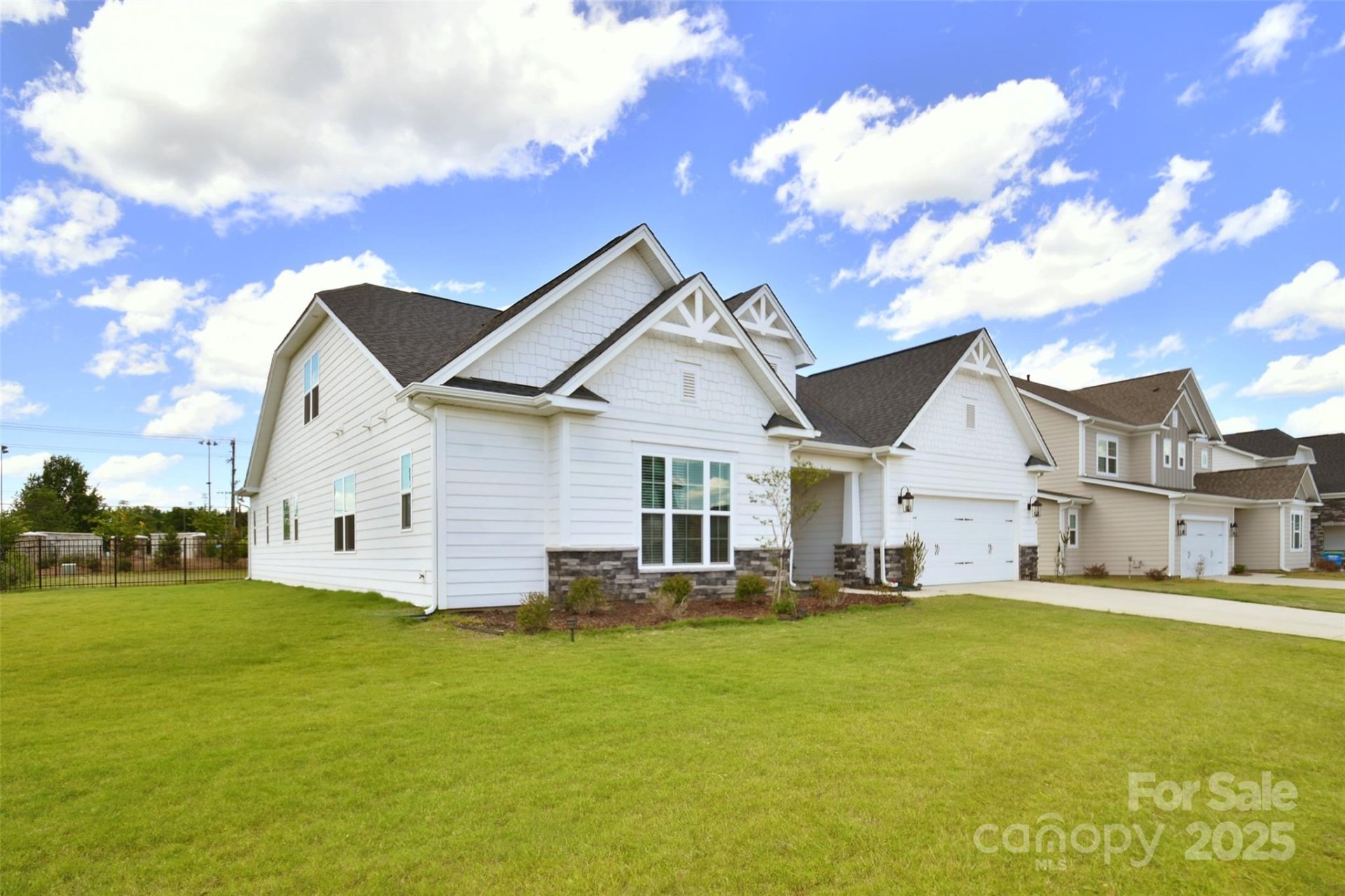 Property image 2 at 3924 Dahlia Drive, Harrisburg, NC 28075