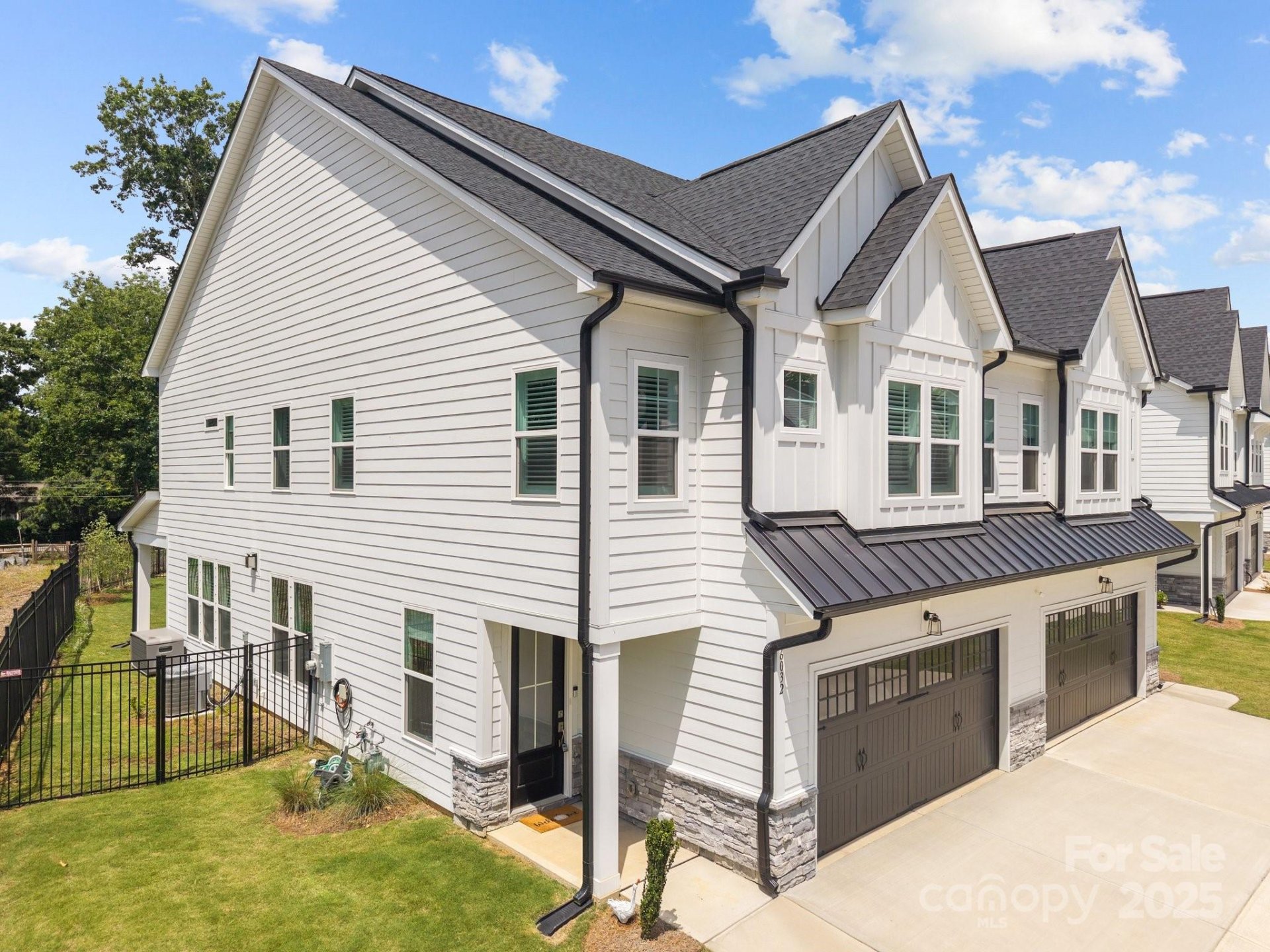 Property image 2 at 6032 Corbin Woods Court, Charlotte, NC 28226