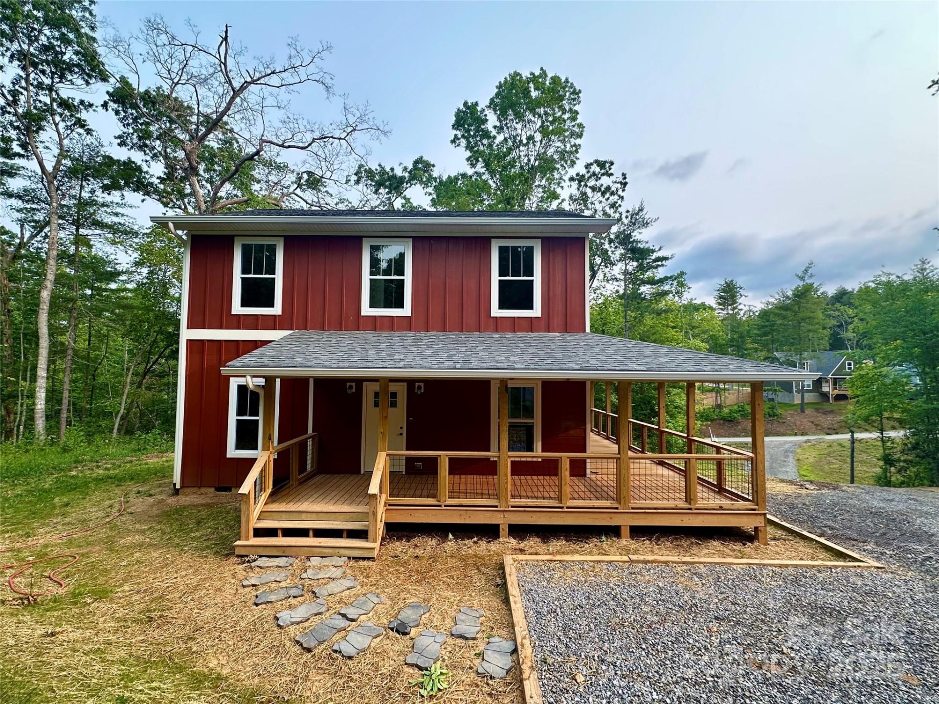 Cascade Ridge, Fairview Community