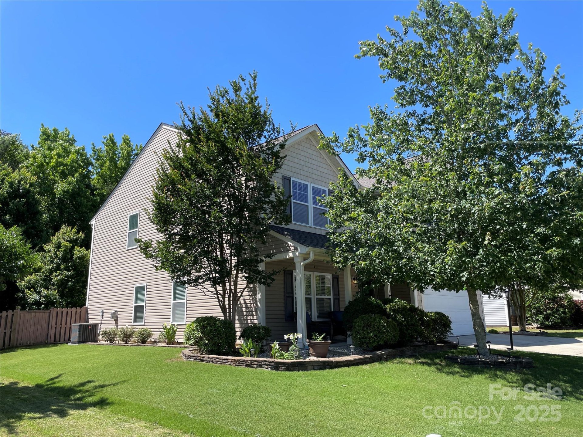 Property image 1 at 14413 Lake Crossing Drive, Charlotte, NC 28278